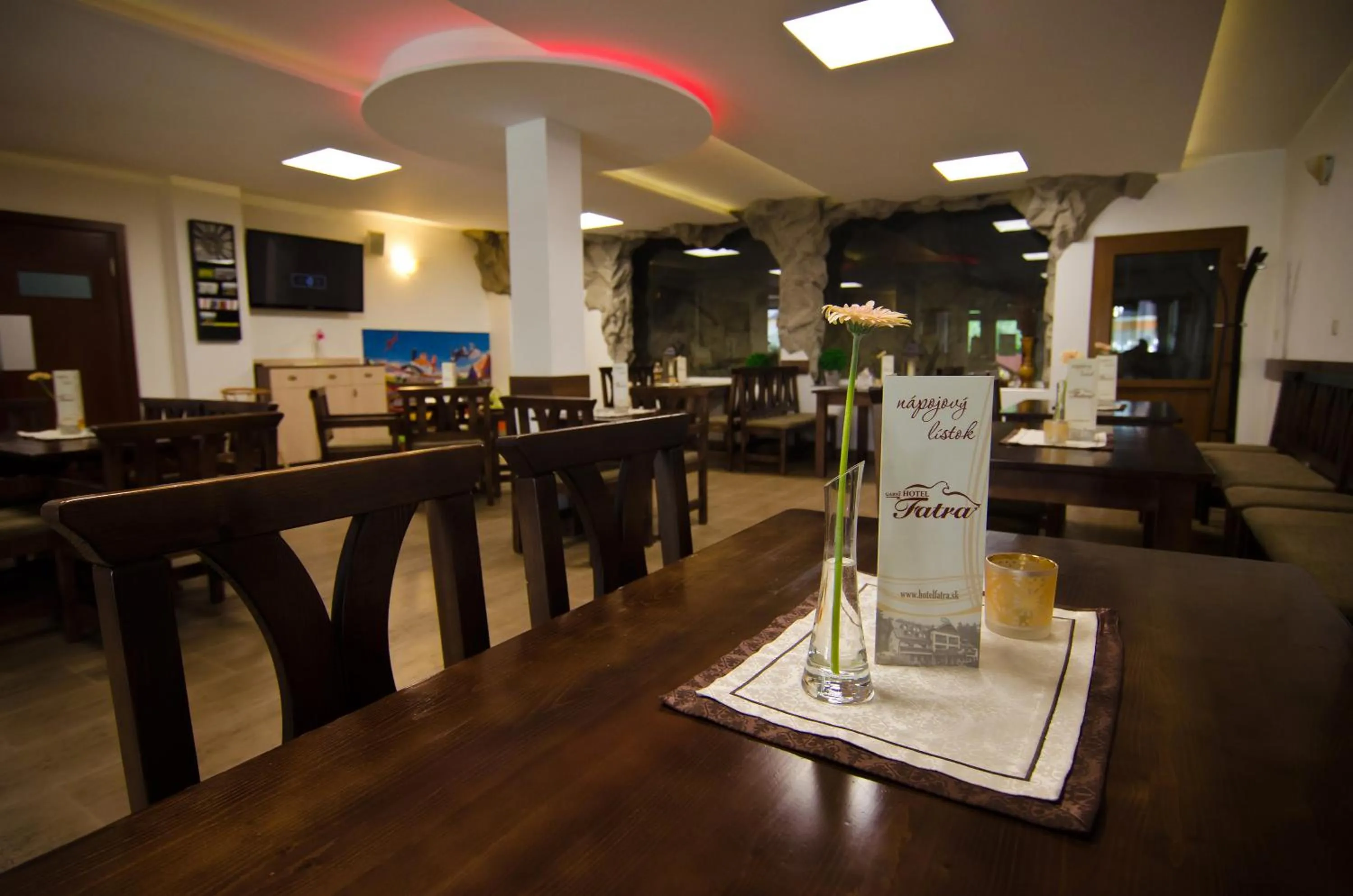 Restaurant/places to eat in Garni Hotel Fatra