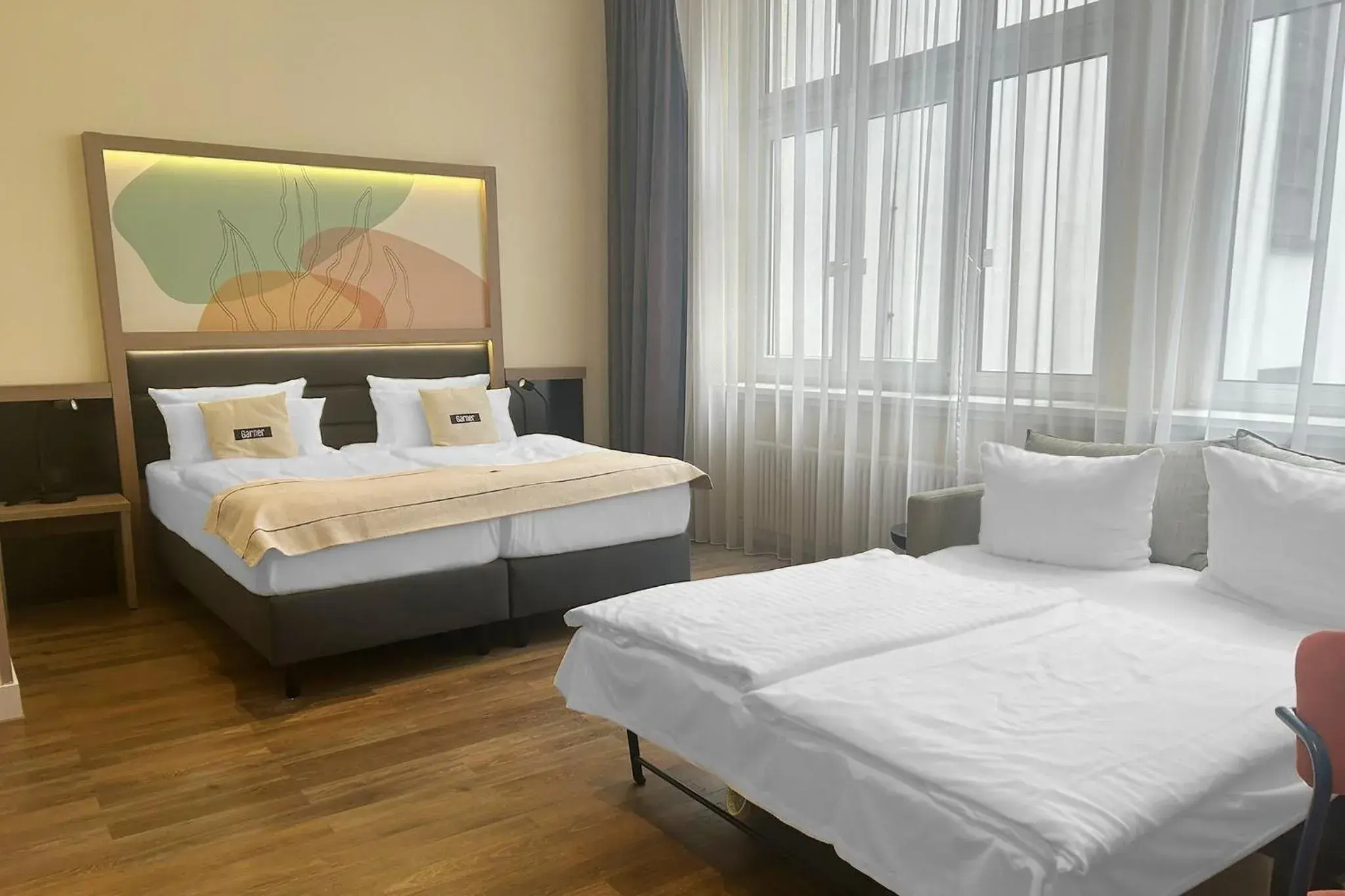 Standard Family Twin Room with Sofa Bed in Garner Hotel Berlin - Charlottenburg, an IHG Hotel Standard Family Twin Room with Sofa Bed in Garner Hotel Berlin - Charlottenburg, an IHG Hotel