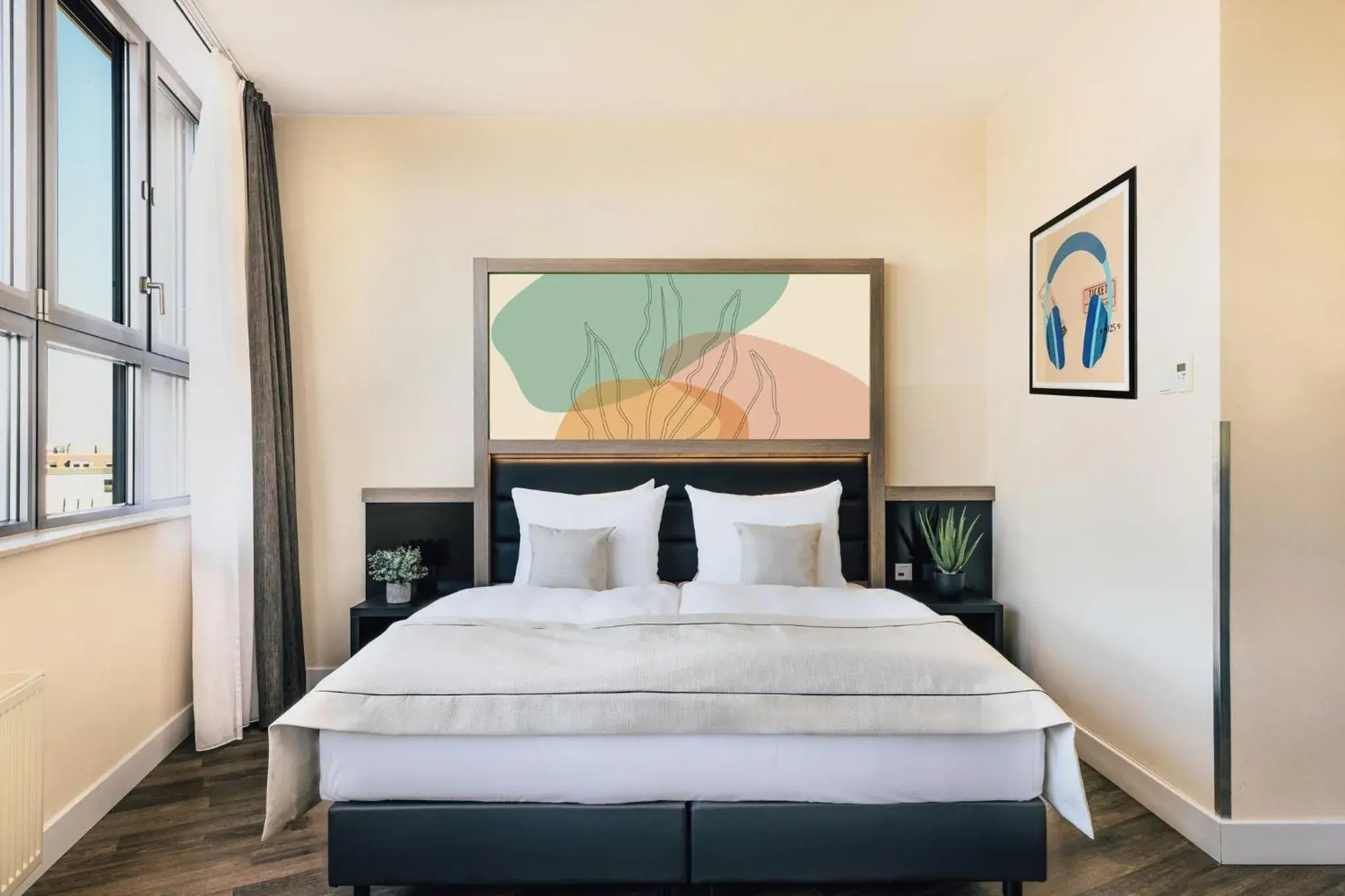 Standard Room in Garner Hotel Berlin - Charlottenburg, an IHG Hotel Standard Room in Garner Hotel Berlin - Charlottenburg, an IHG Hotel