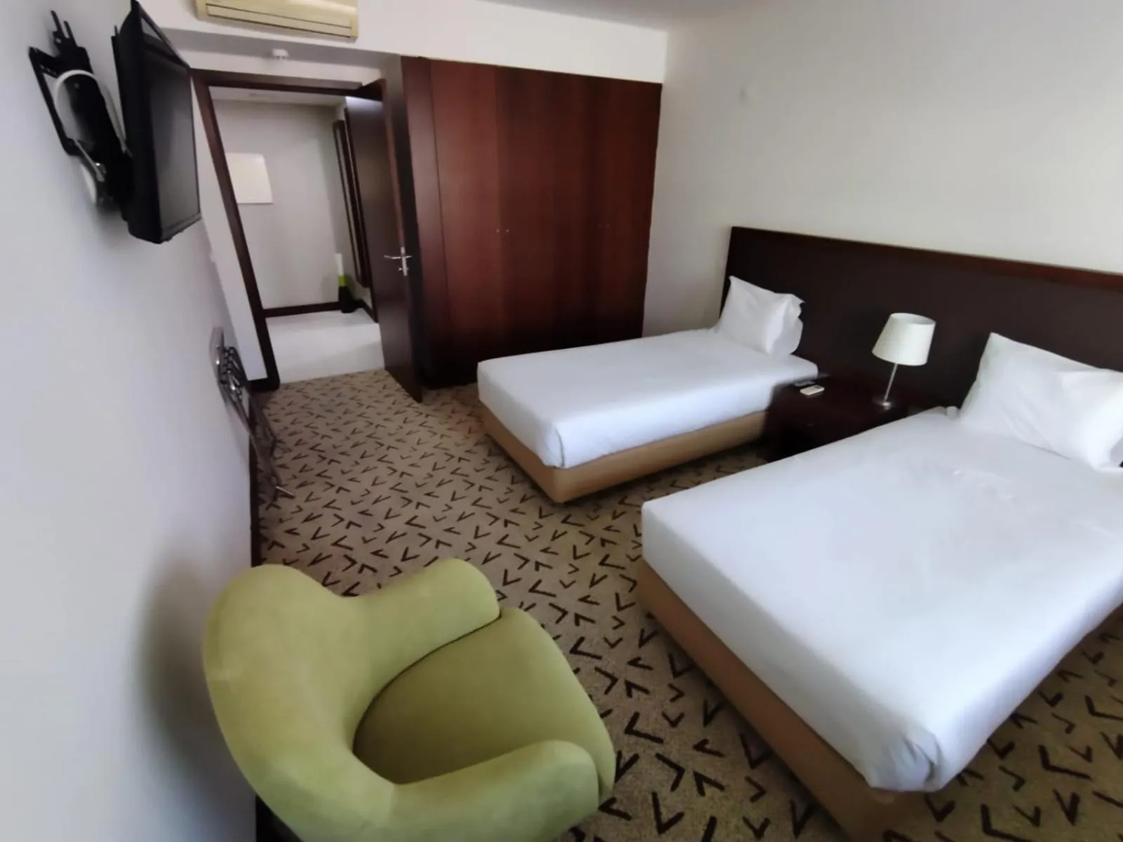 Bed in Skyna Hotel Luanda