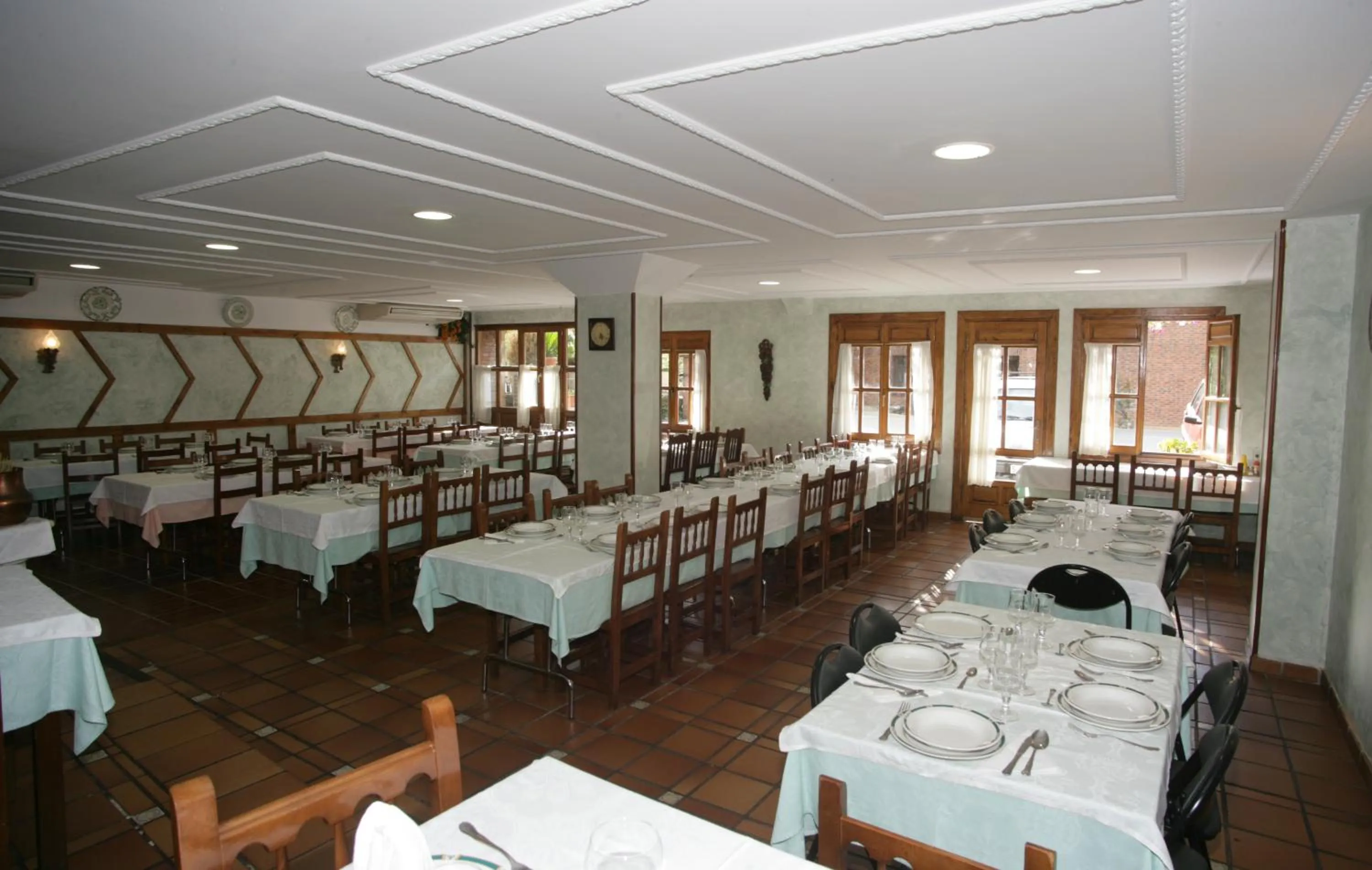 Restaurant/places to eat in Hosteria Peña Sagra