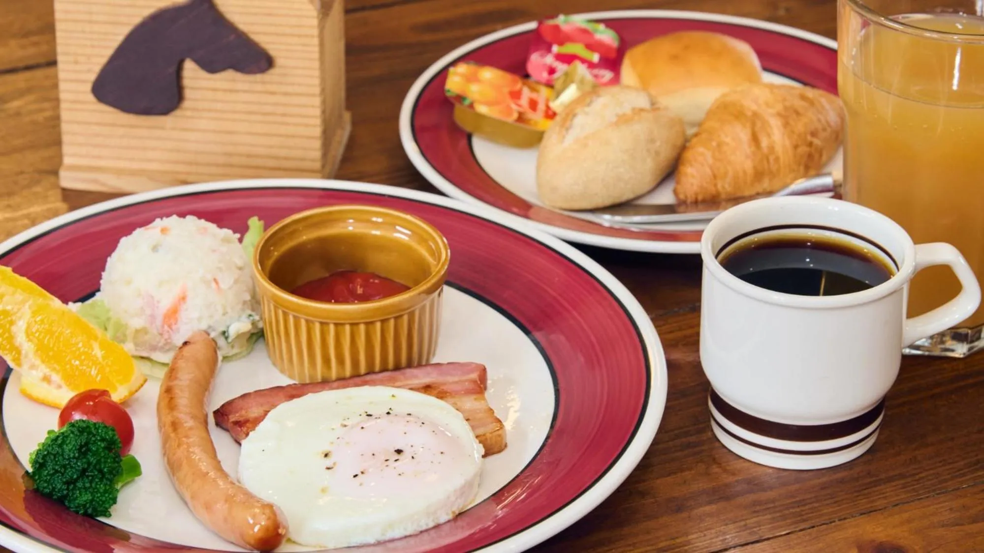 Breakfast in El Patio Ranch