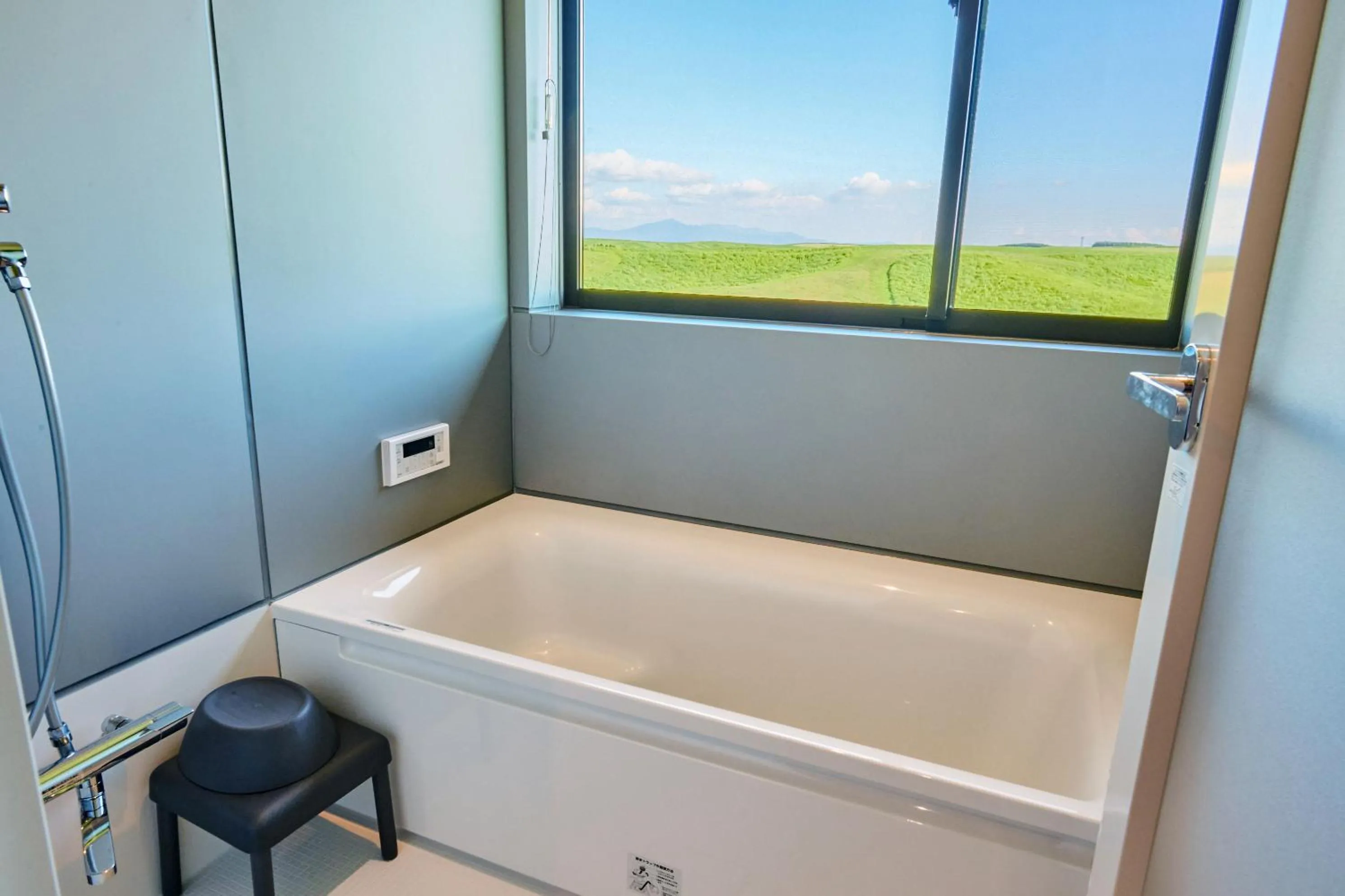 Photo of the whole room in El Patio Ranch