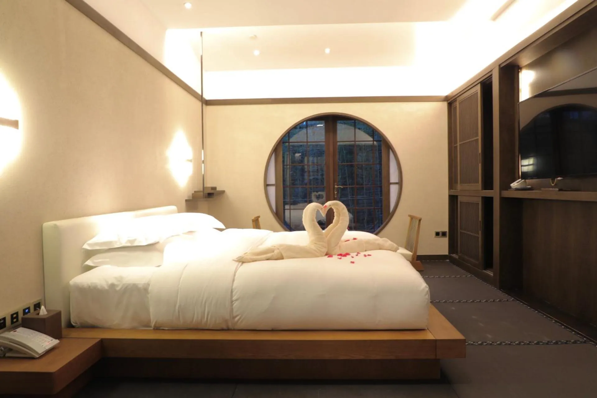 Bedroom in G-Luxe by Gloria Taimei Suzhou