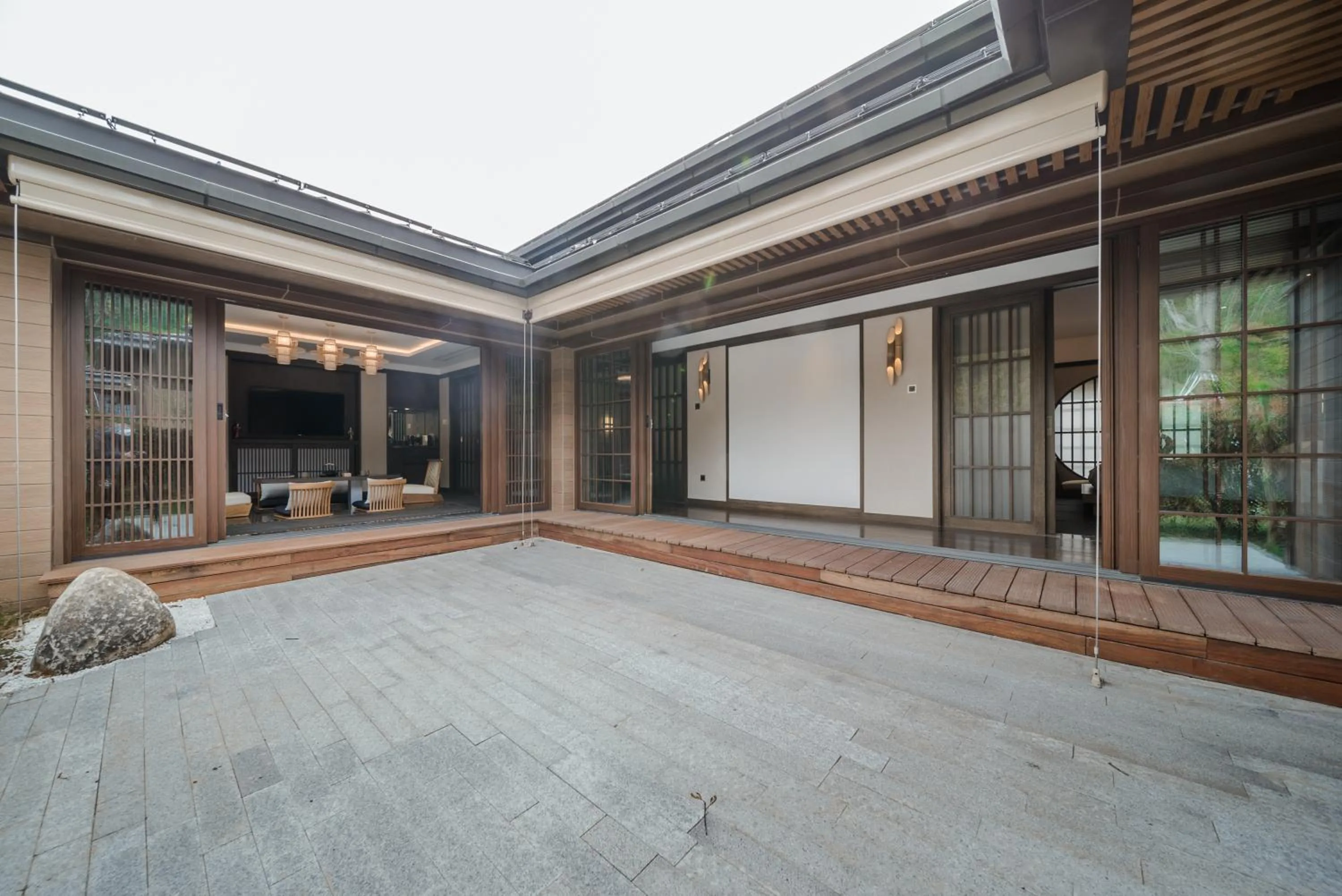 Property building in G-Luxe by Gloria Taimei Suzhou