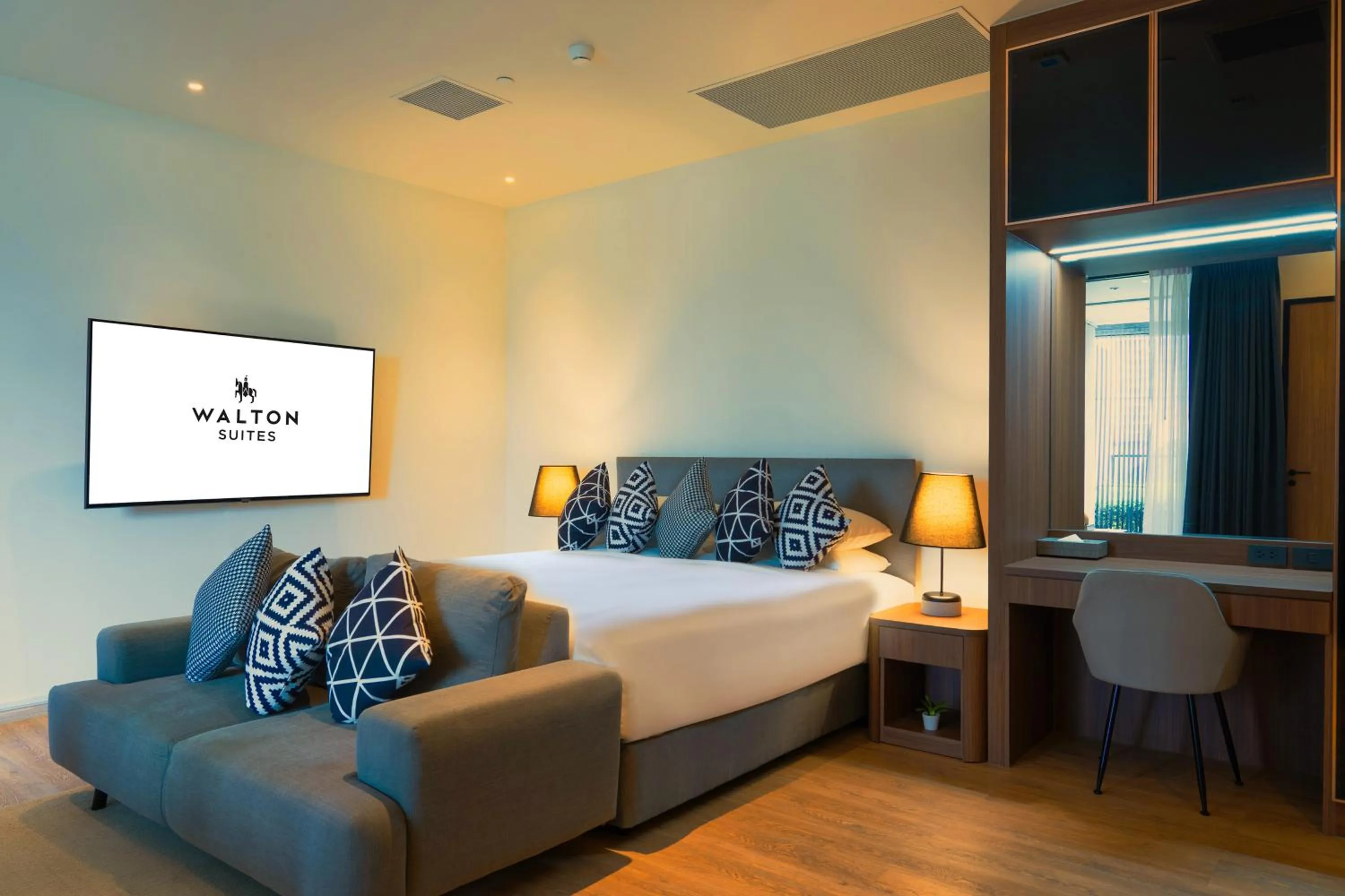 Bed in Walton Suites Sukhumvit