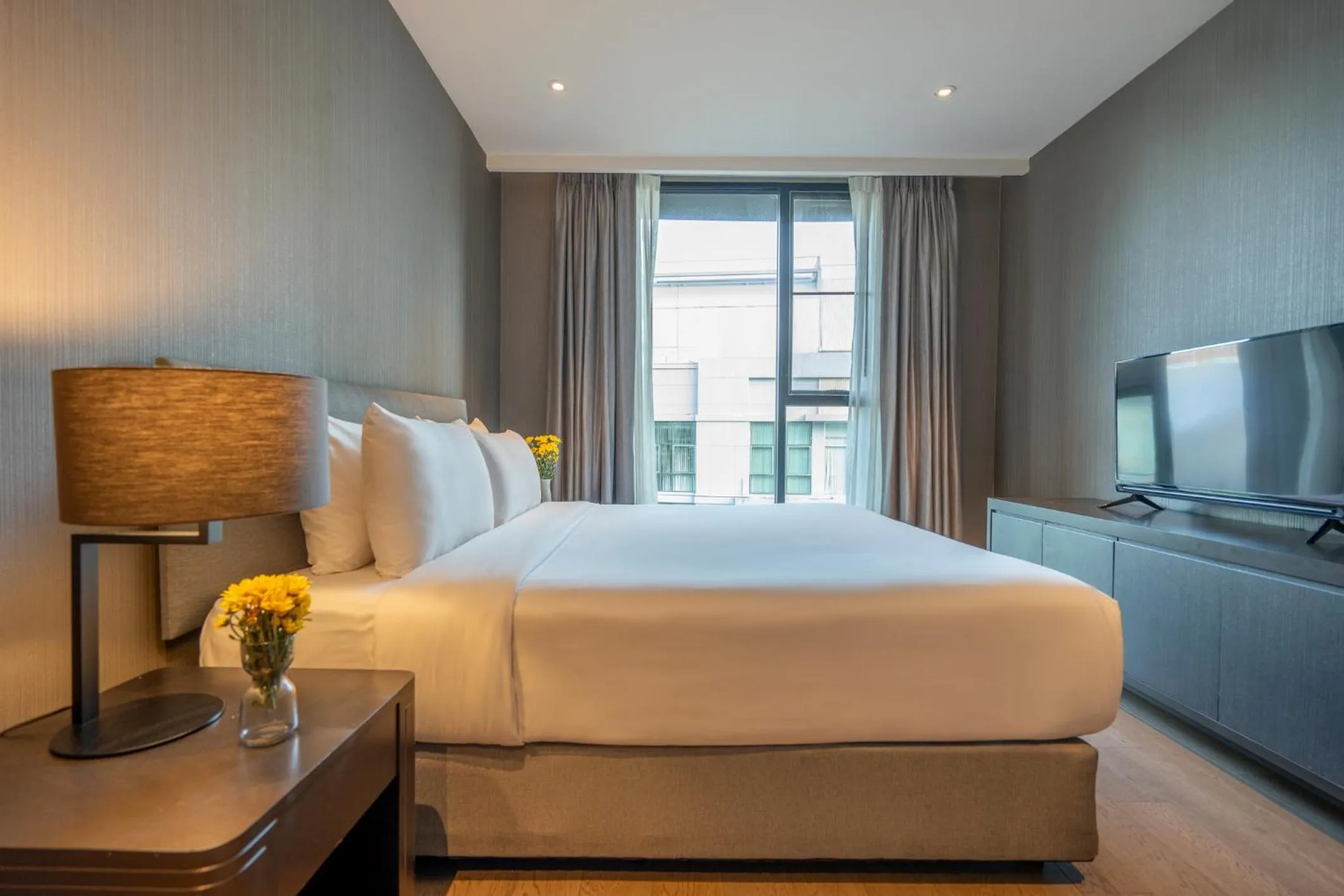 Bed in Walton Suites Sukhumvit