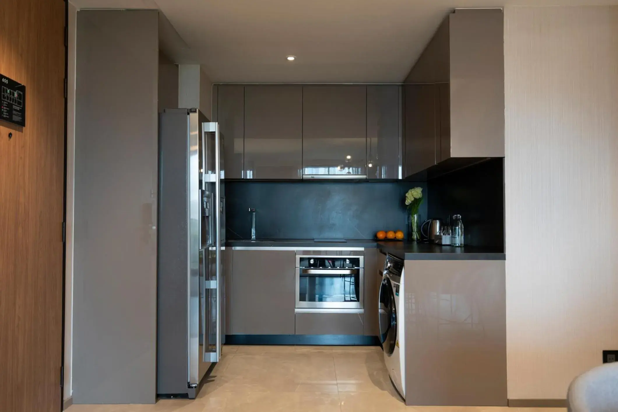 Two Bedroom Deluxe in Walton Suites Sukhumvit Two Bedroom Deluxe in Walton Suites Sukhumvit