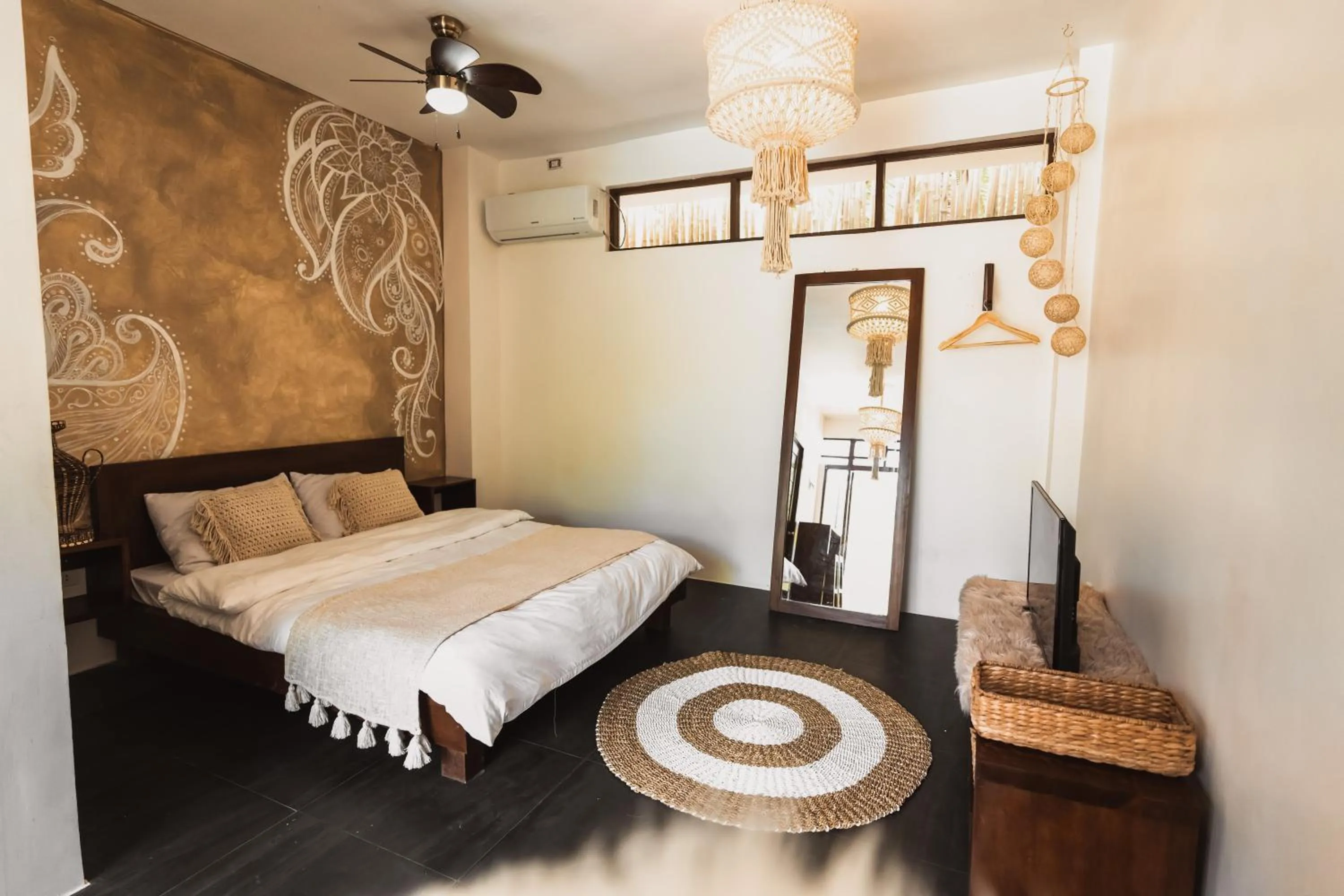 Photo of the whole room, Bed in Villa Cali Siargao