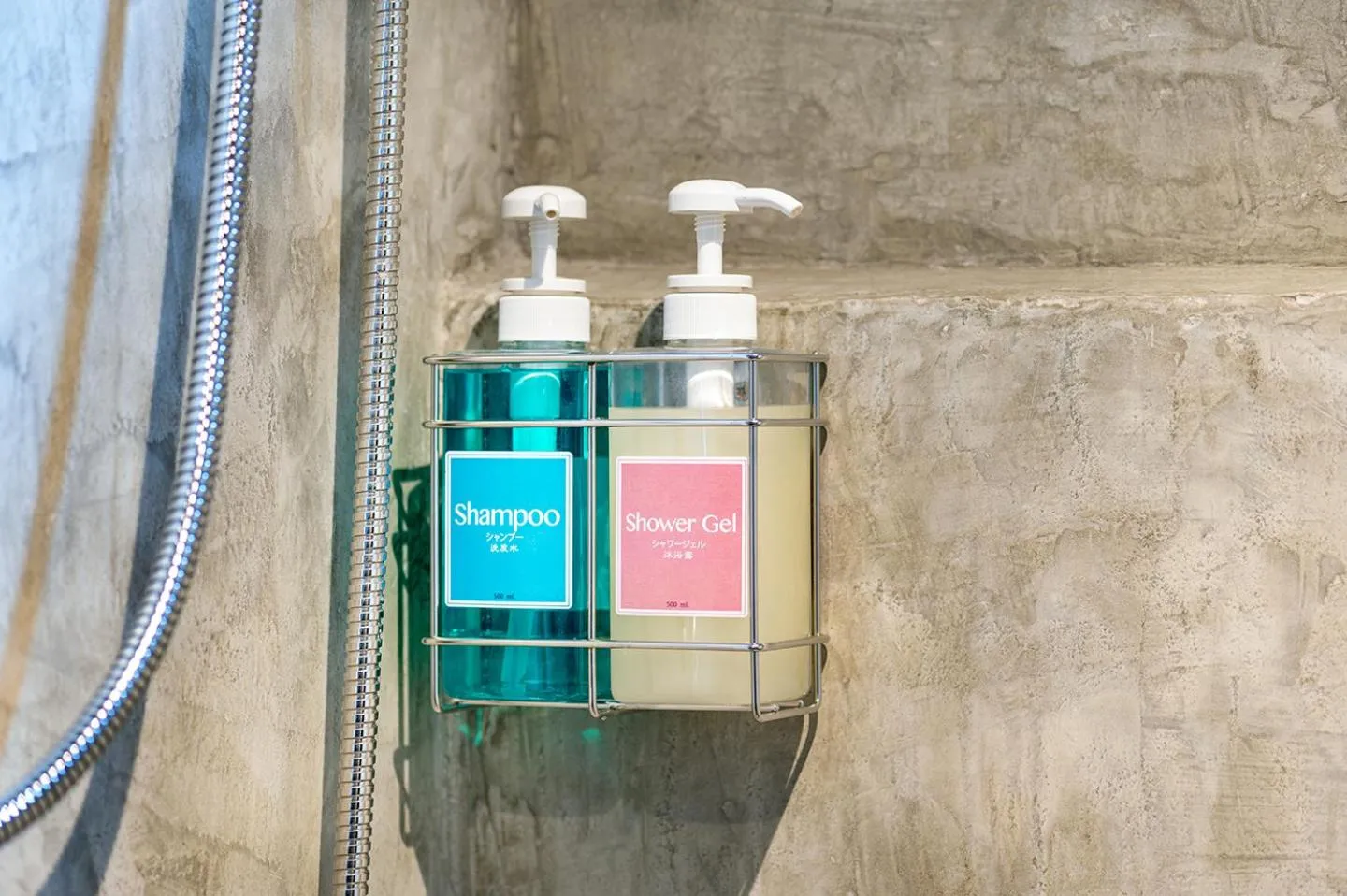 Siam Subway Hostel and Café