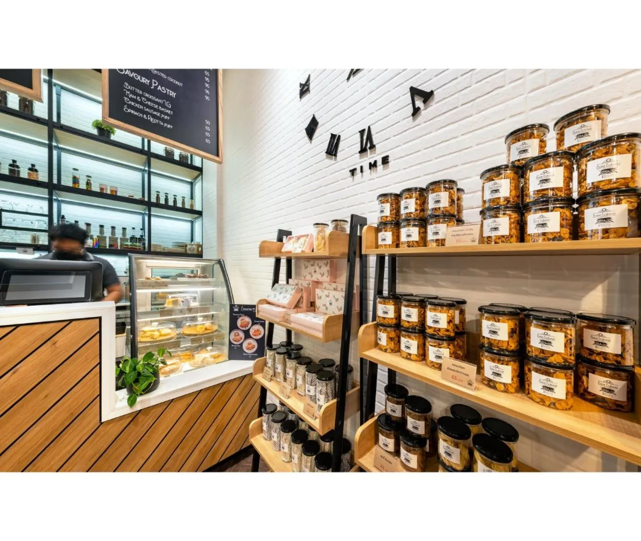 On-site shops in Siam Subway Hostel and Café