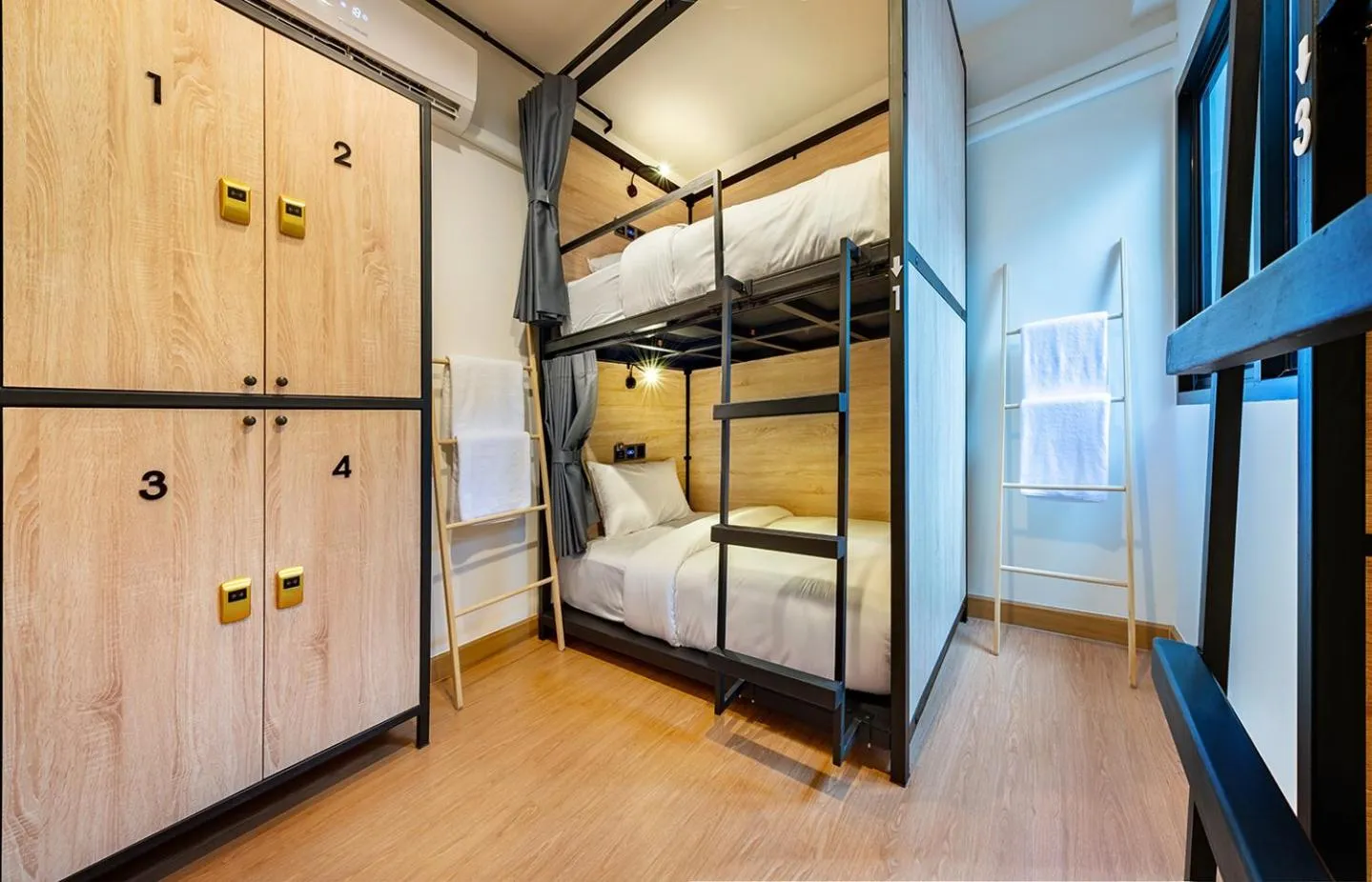 Photo of the whole room, Bed in Siam Subway Hostel and Café