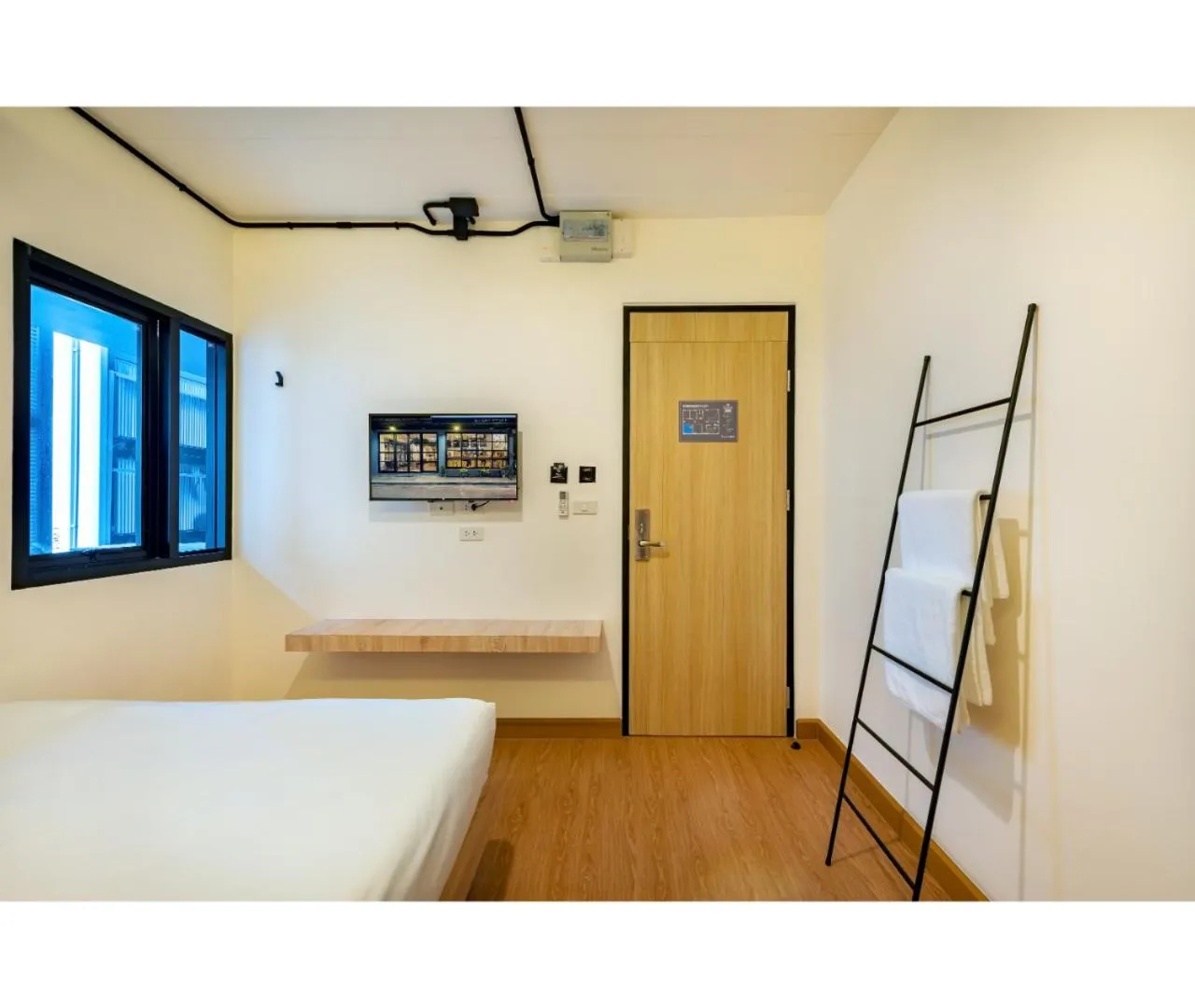 Bedroom, Bed in Siam Subway Hostel and Café