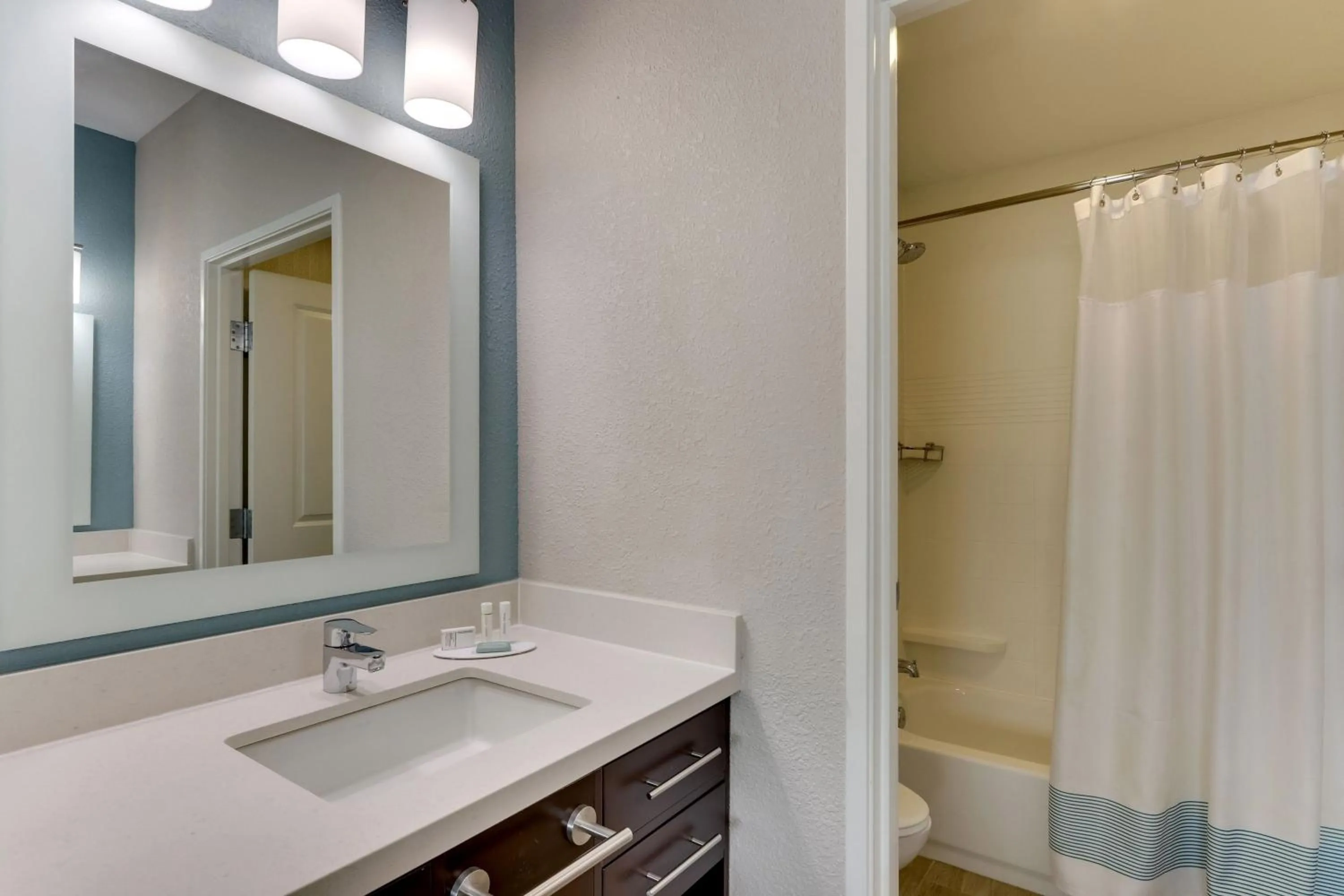 Bathroom in TownePlace Suites Houston I-10 East