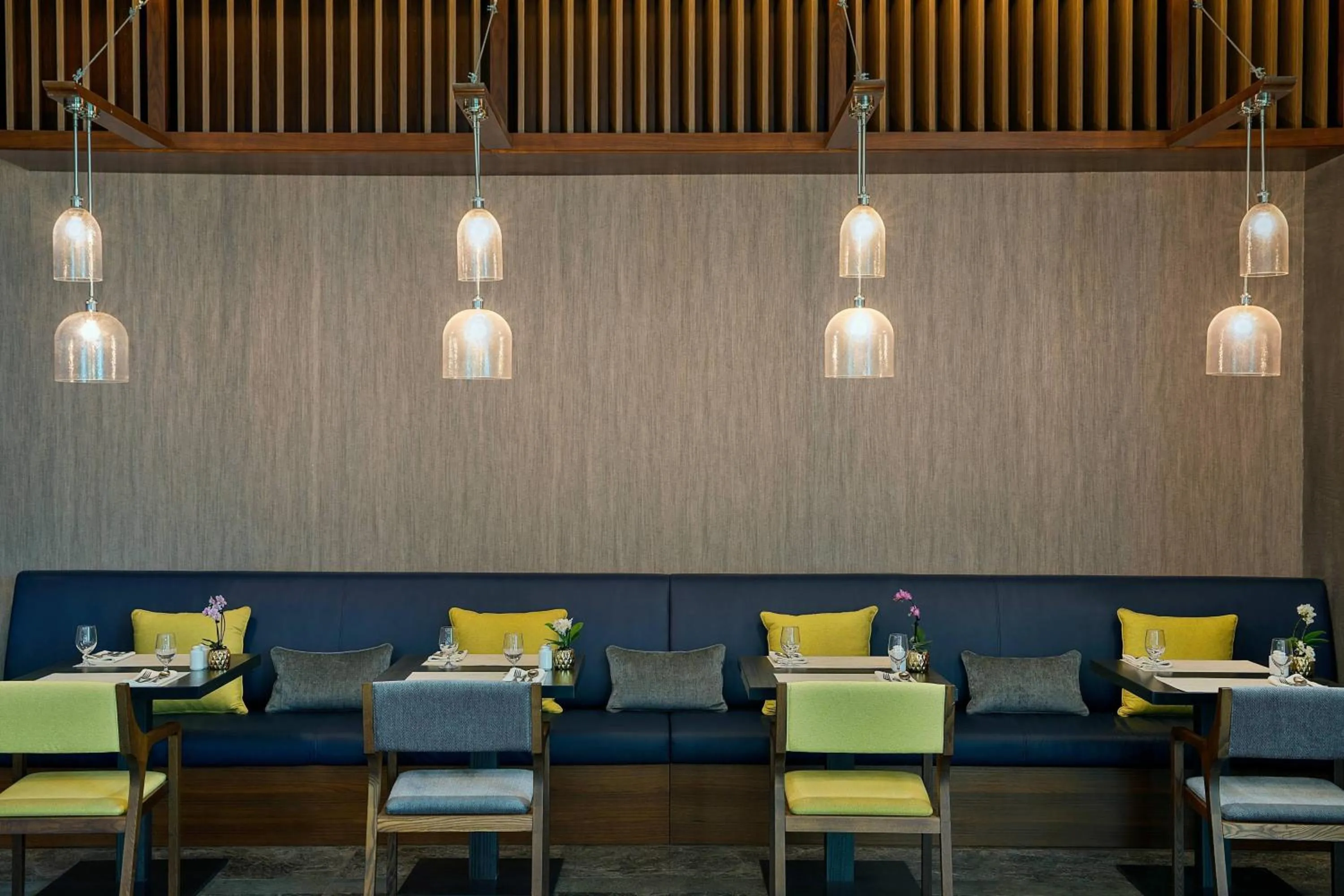 Restaurant/places to eat in Courtyard by Marriott Riyadh Northern Ring Road