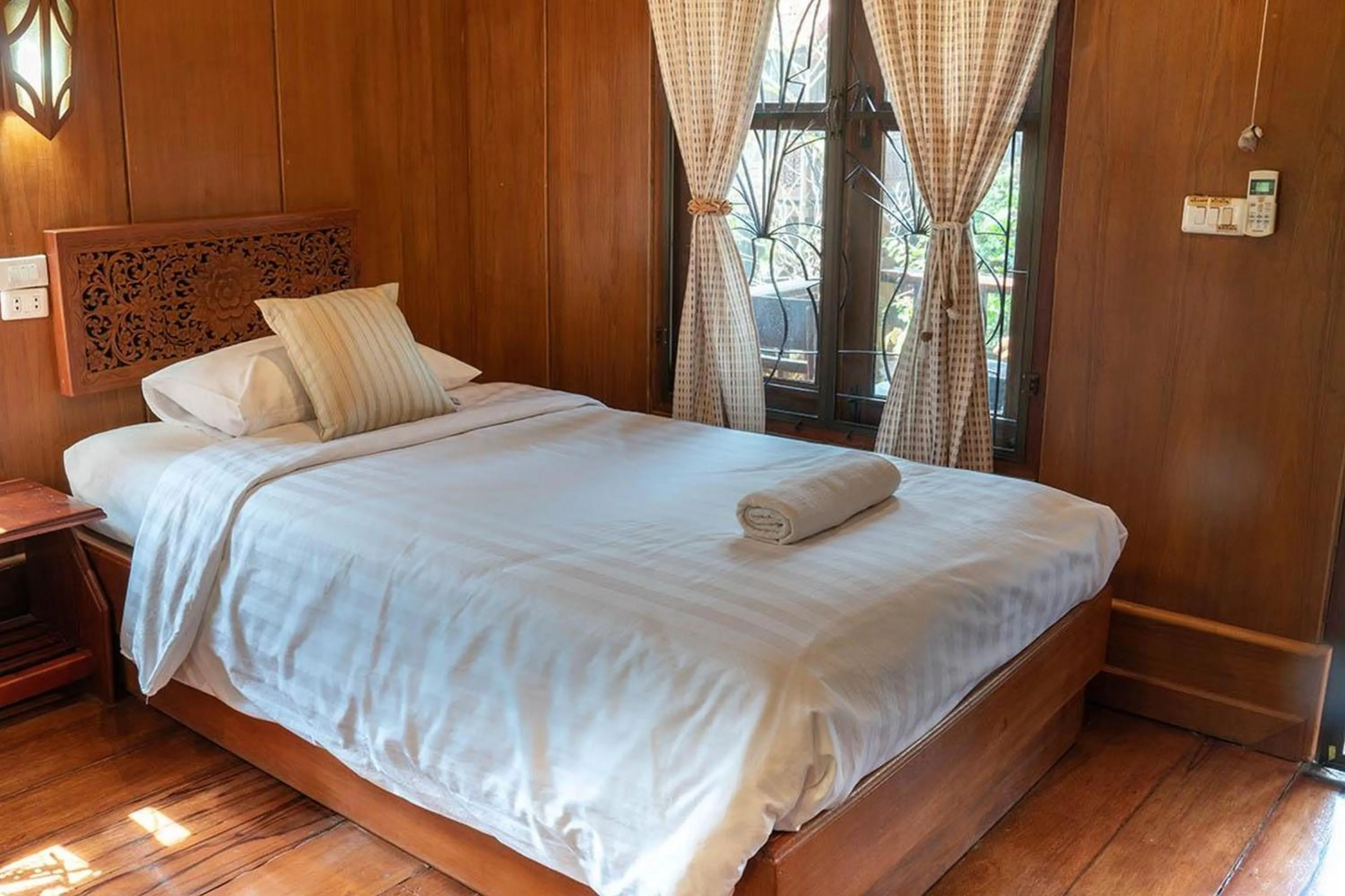 Photo of the whole room, Bed in Bhupimarn Garden House