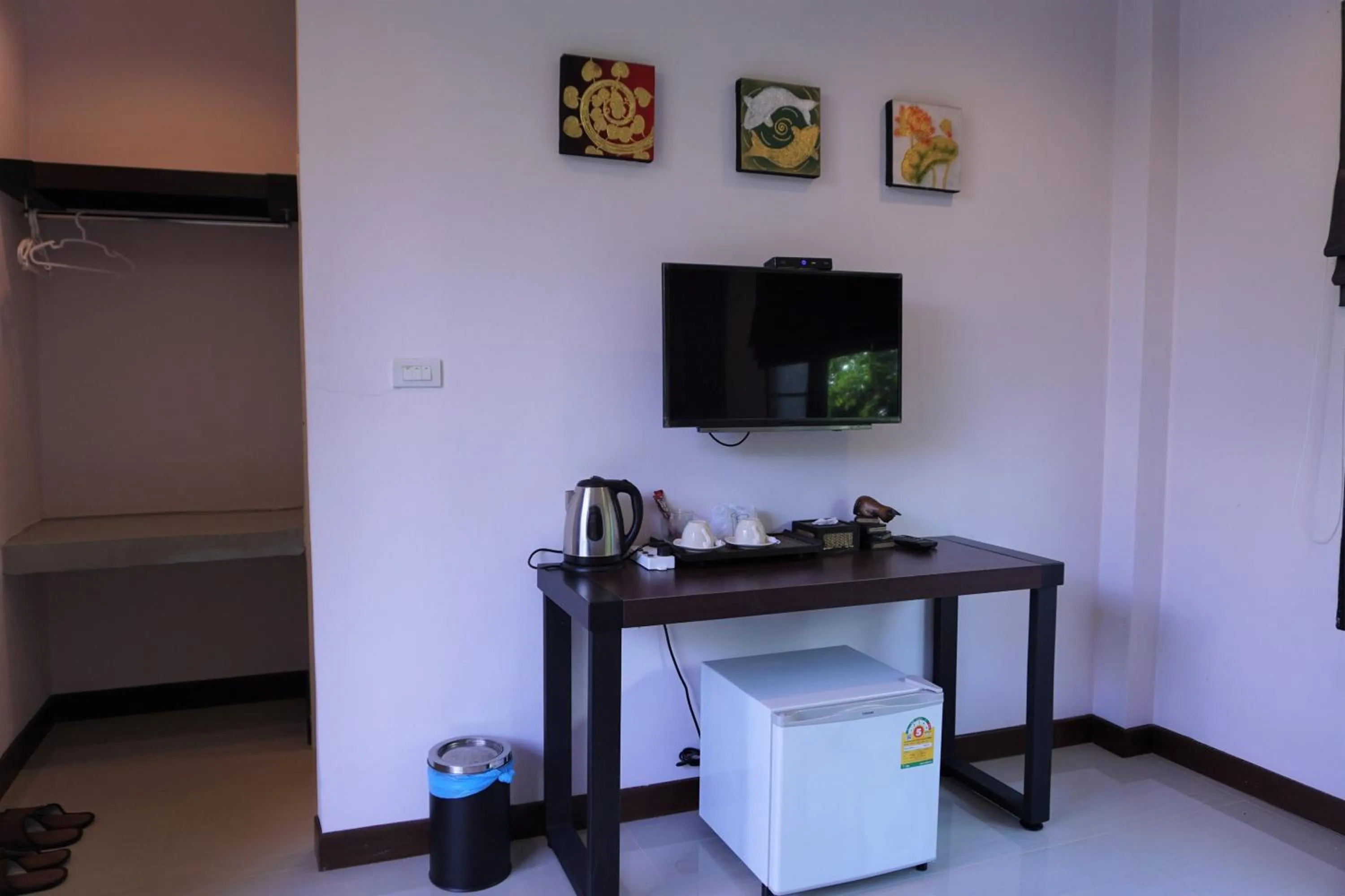 Photo of the whole room in Bhupimarn Garden House