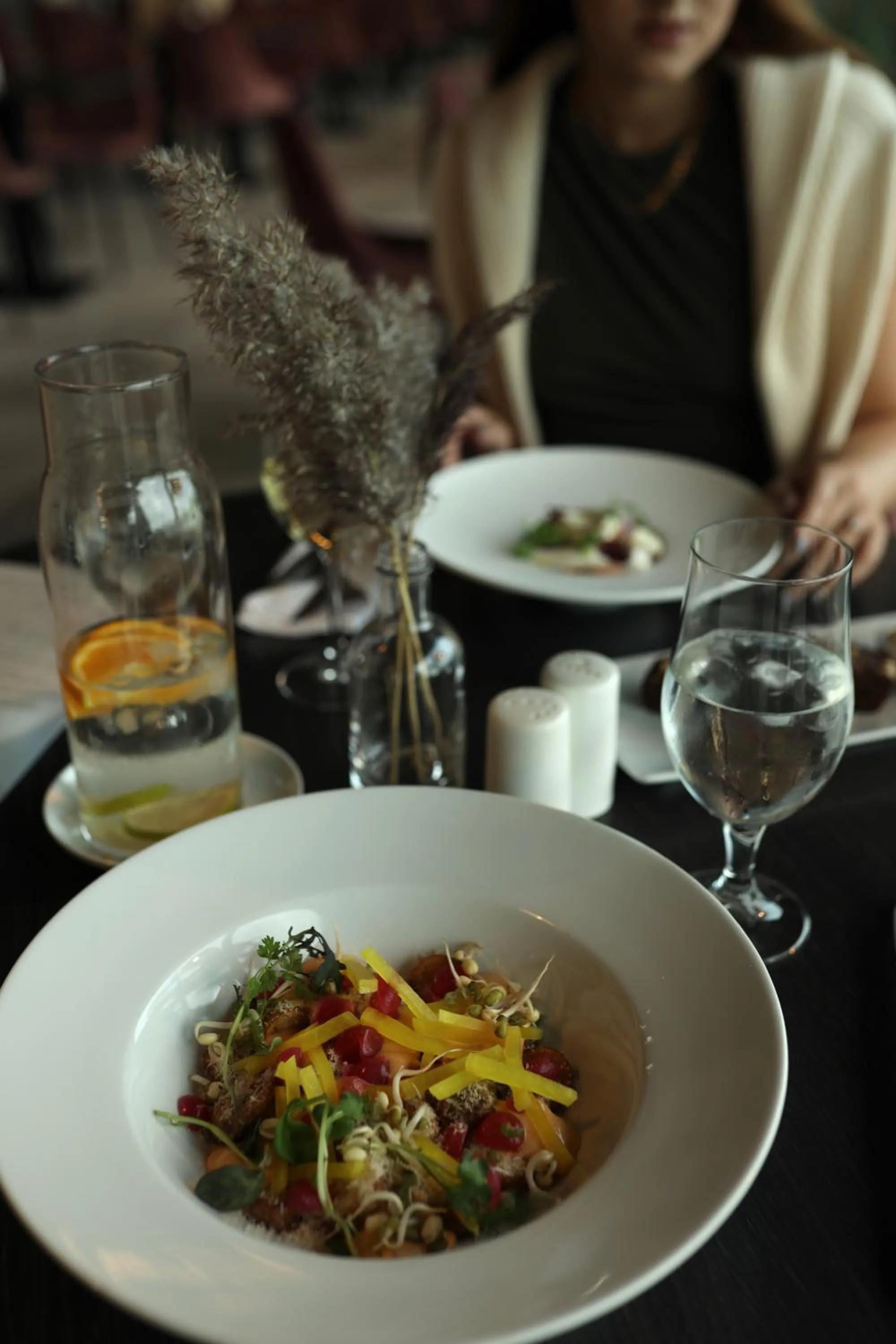 Restaurant/places to eat in Ö Seaside Suites & SPA