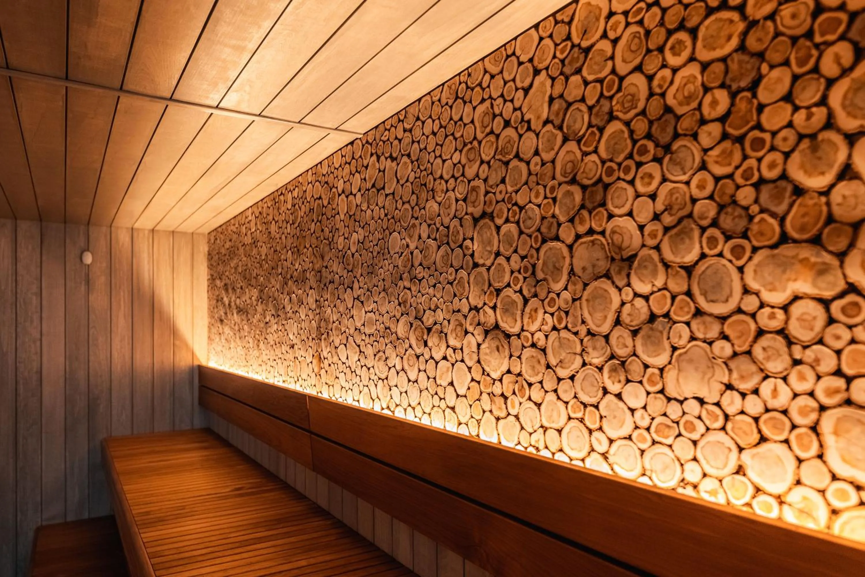 Sauna in Ö Seaside Suites & SPA