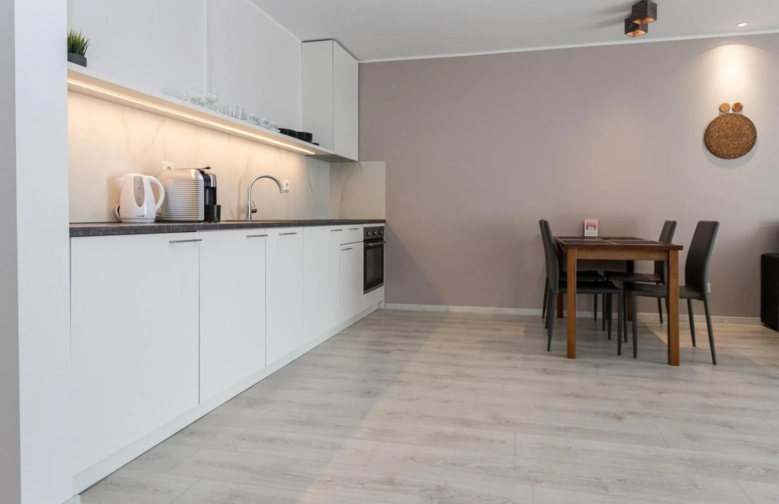 Dining area in Ö Seaside Suites & SPA