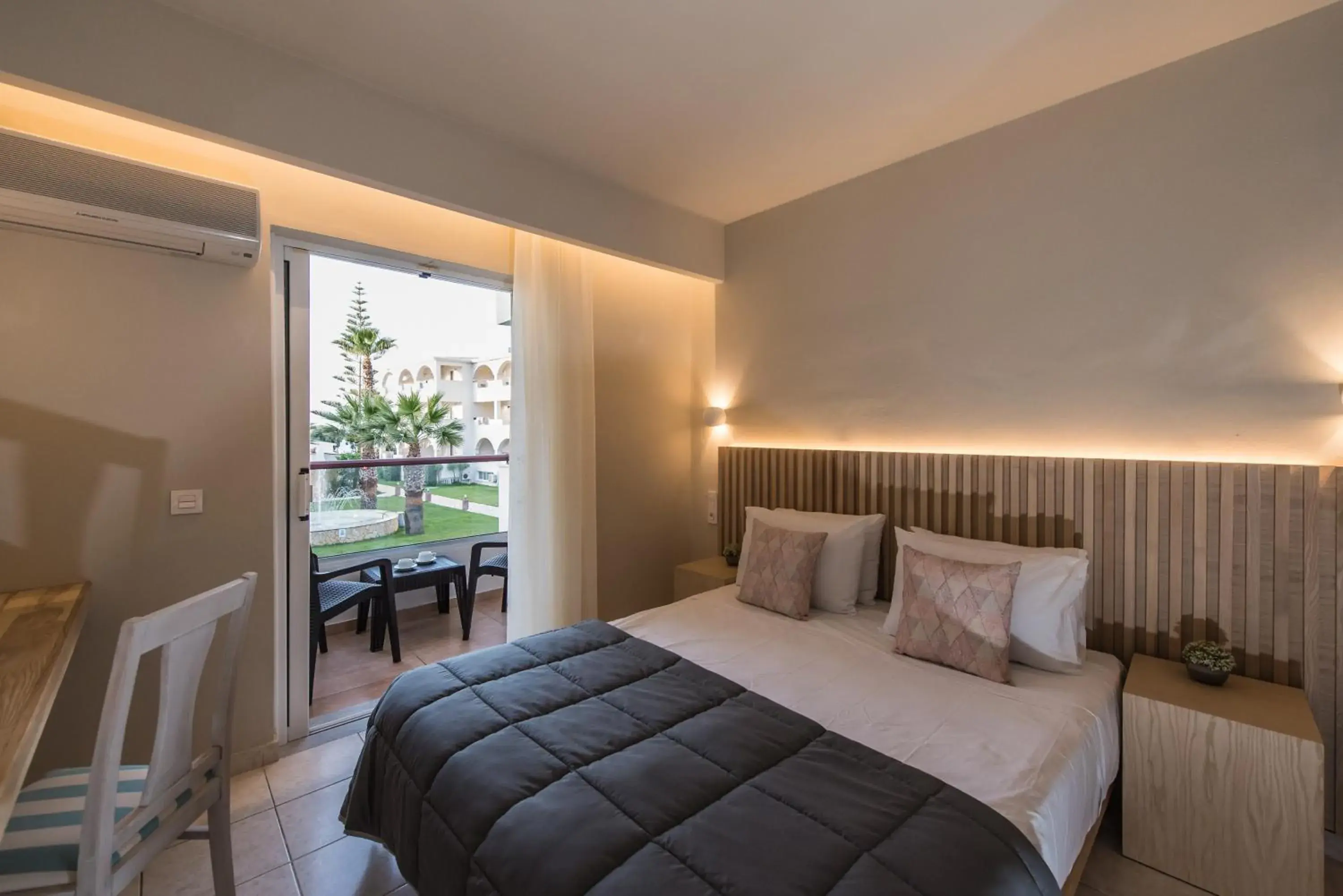 Standard Double or Twin Room with Garden View in Alykanas Beach Grand Hotel by Zante Plaza Standard Double or Twin Room with Garden View in Alykanas Beach Grand Hotel by Zante Plaza
