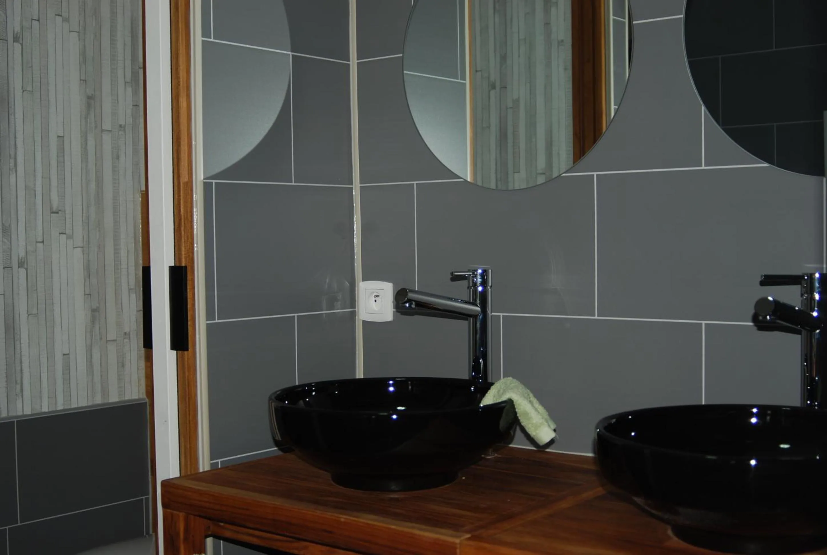 Toilet in Le Manoir du Butel