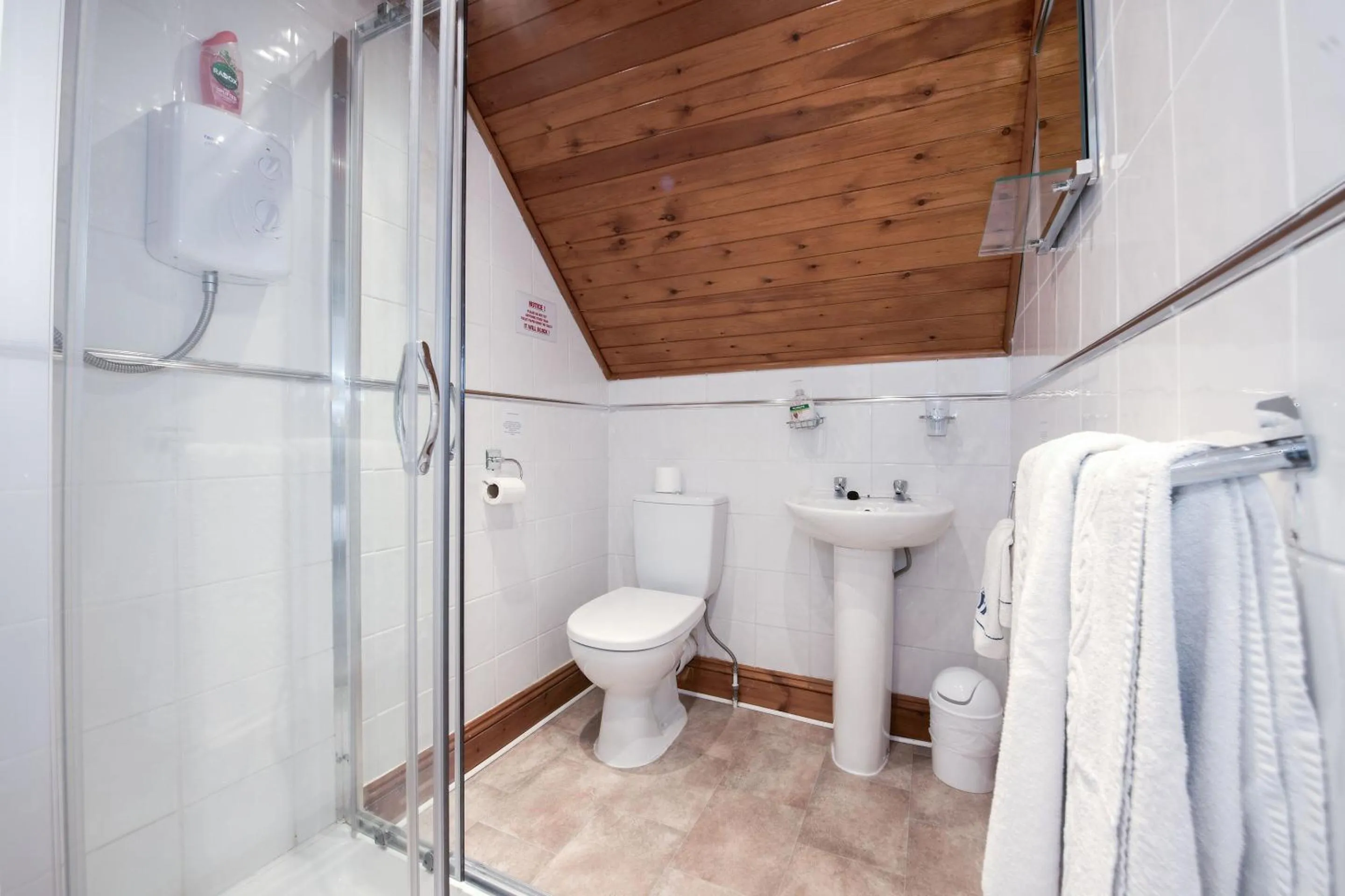 Bathroom in OYO Pier Hotel