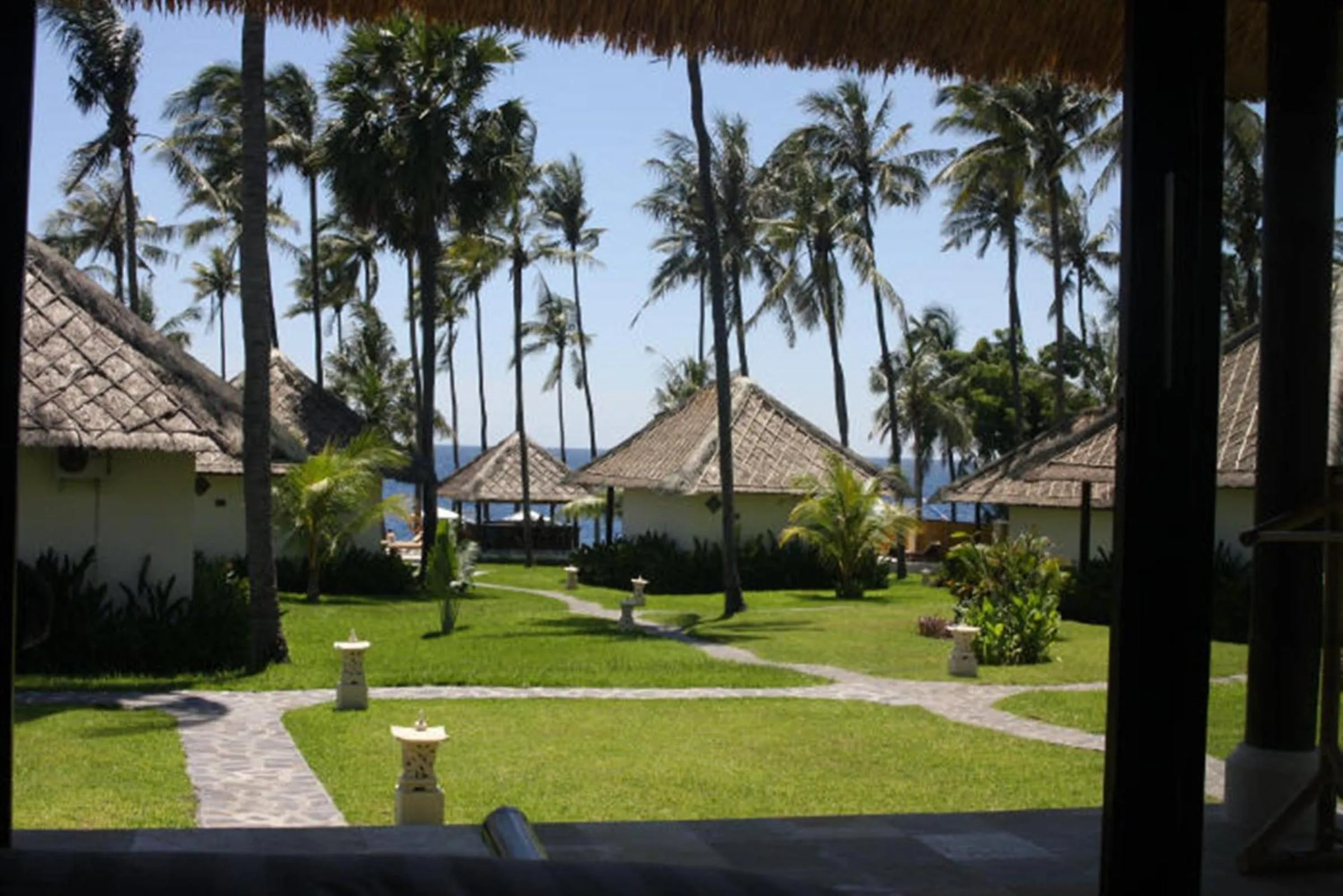 Garden in Kubu Indah Dive & Spa Resort