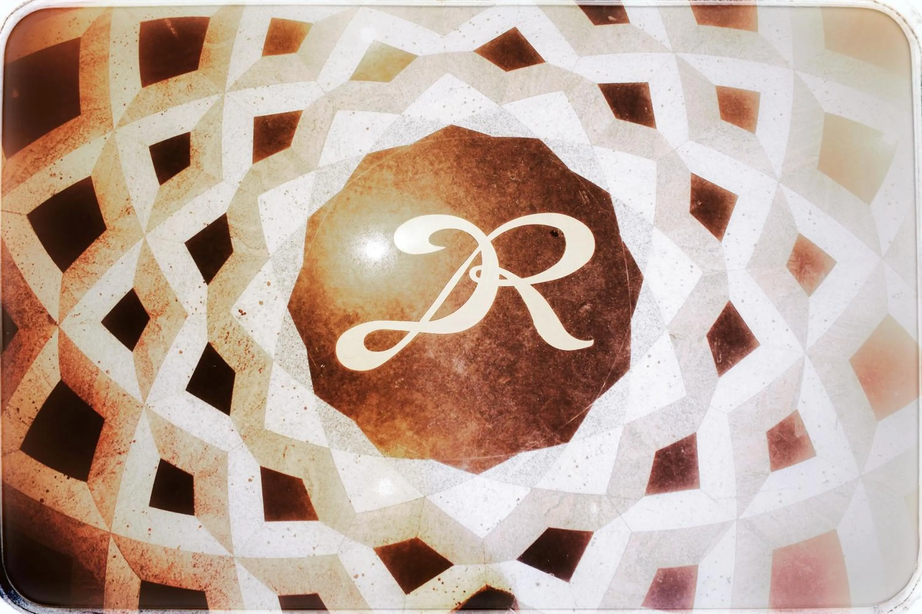 Restaurant/places to eat in Di Rienzo Pantheon Palace