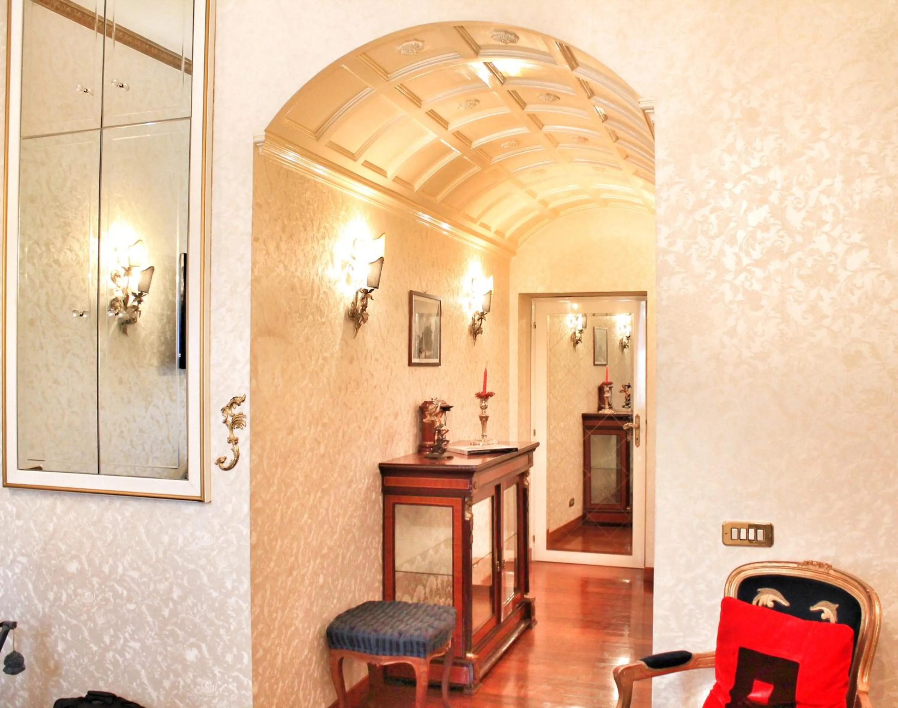 Other in Di Rienzo Pantheon Palace