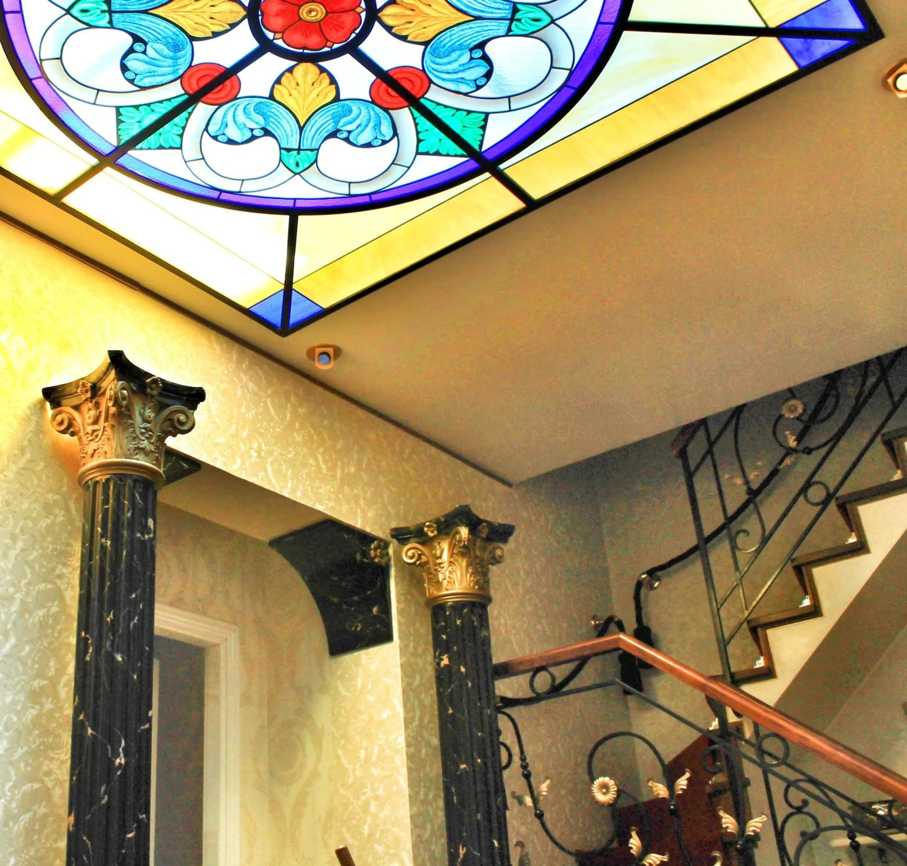 Decorative detail in Di Rienzo Pantheon Palace