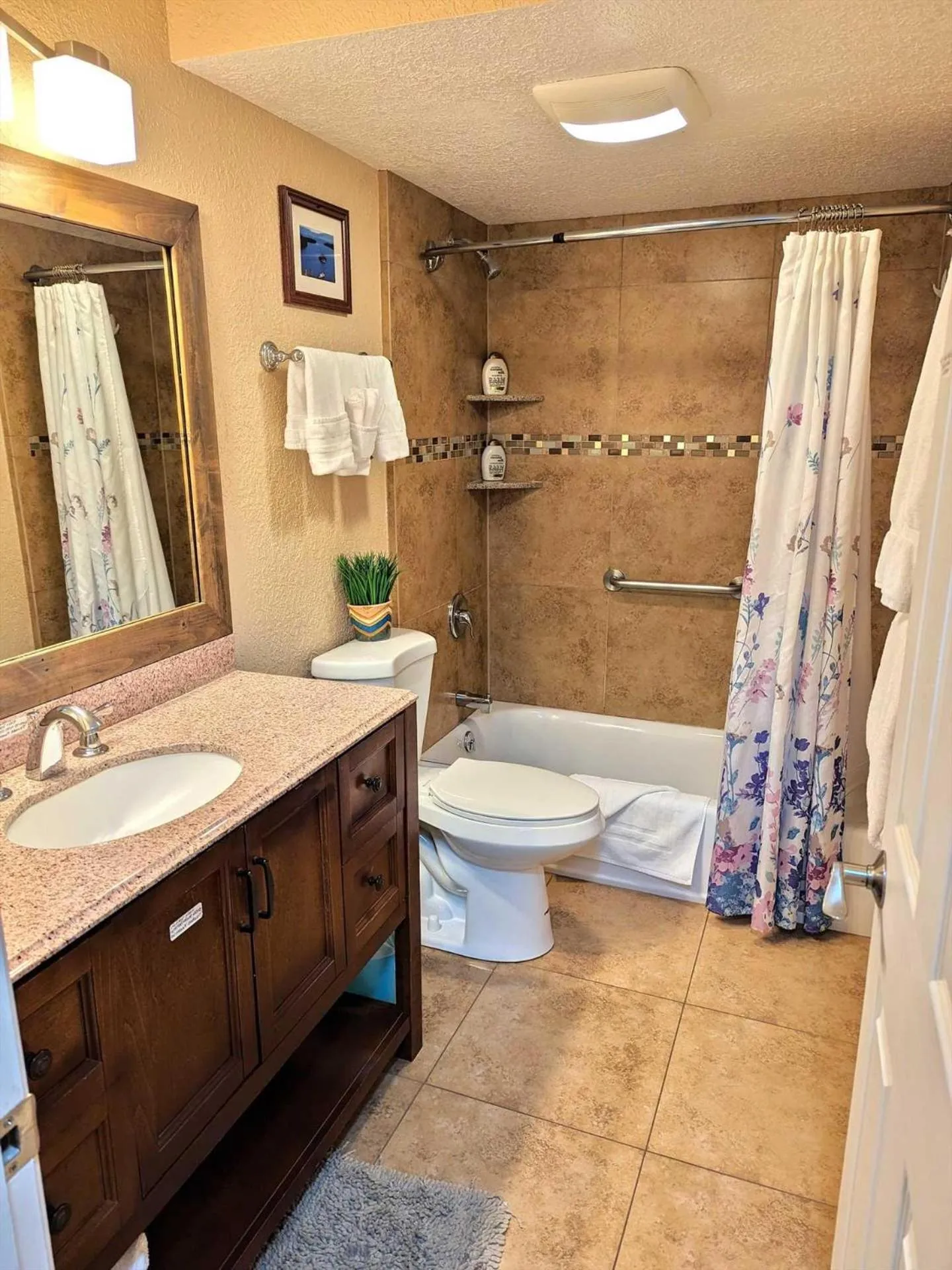 Lakeland Village #105