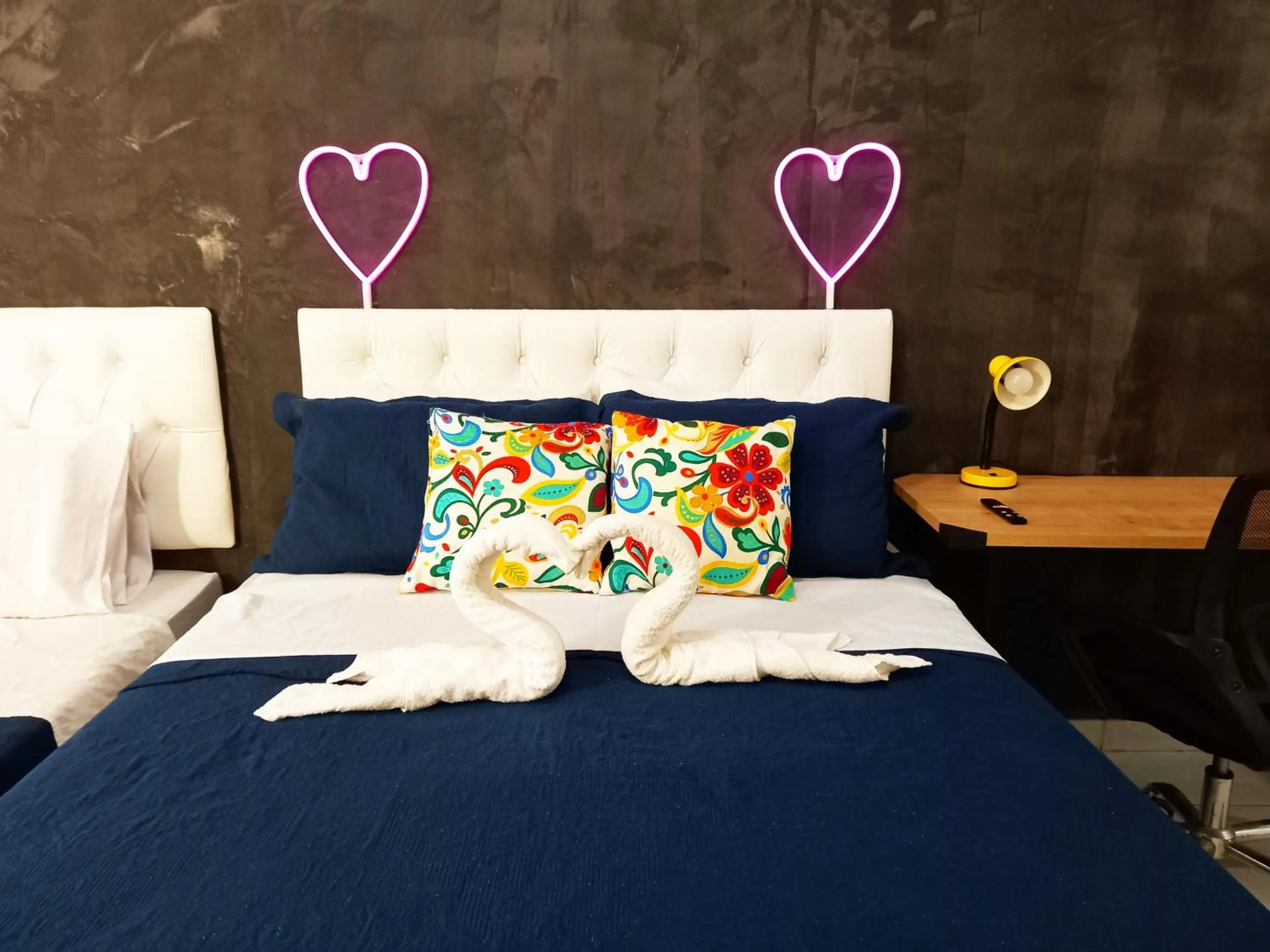 Bed in Espaçoso apto na Praia de Copacabana TC1010