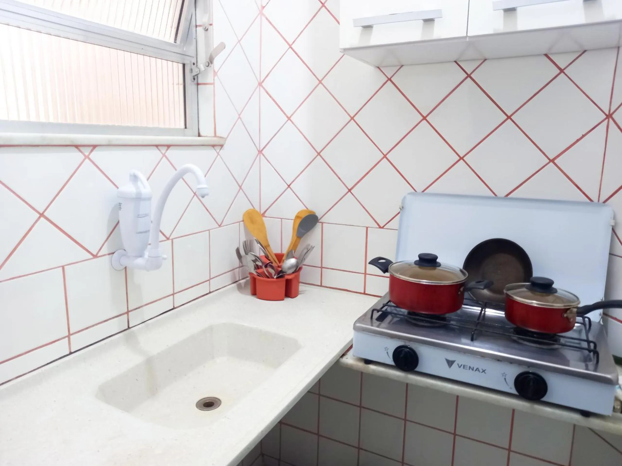 Studio com Janela para o Mar TC1203