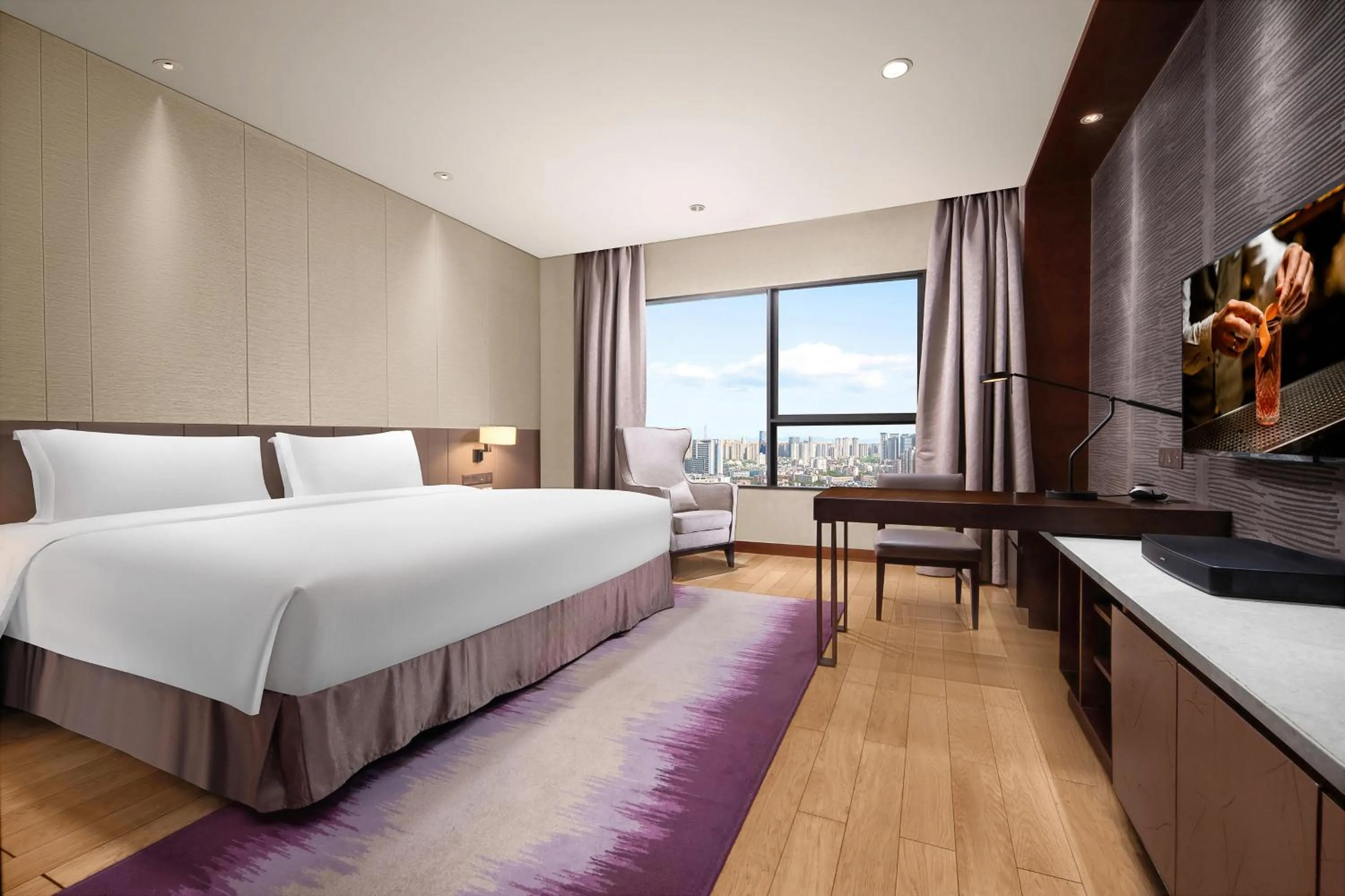 Bed in Ascott Raffles City Chengdu