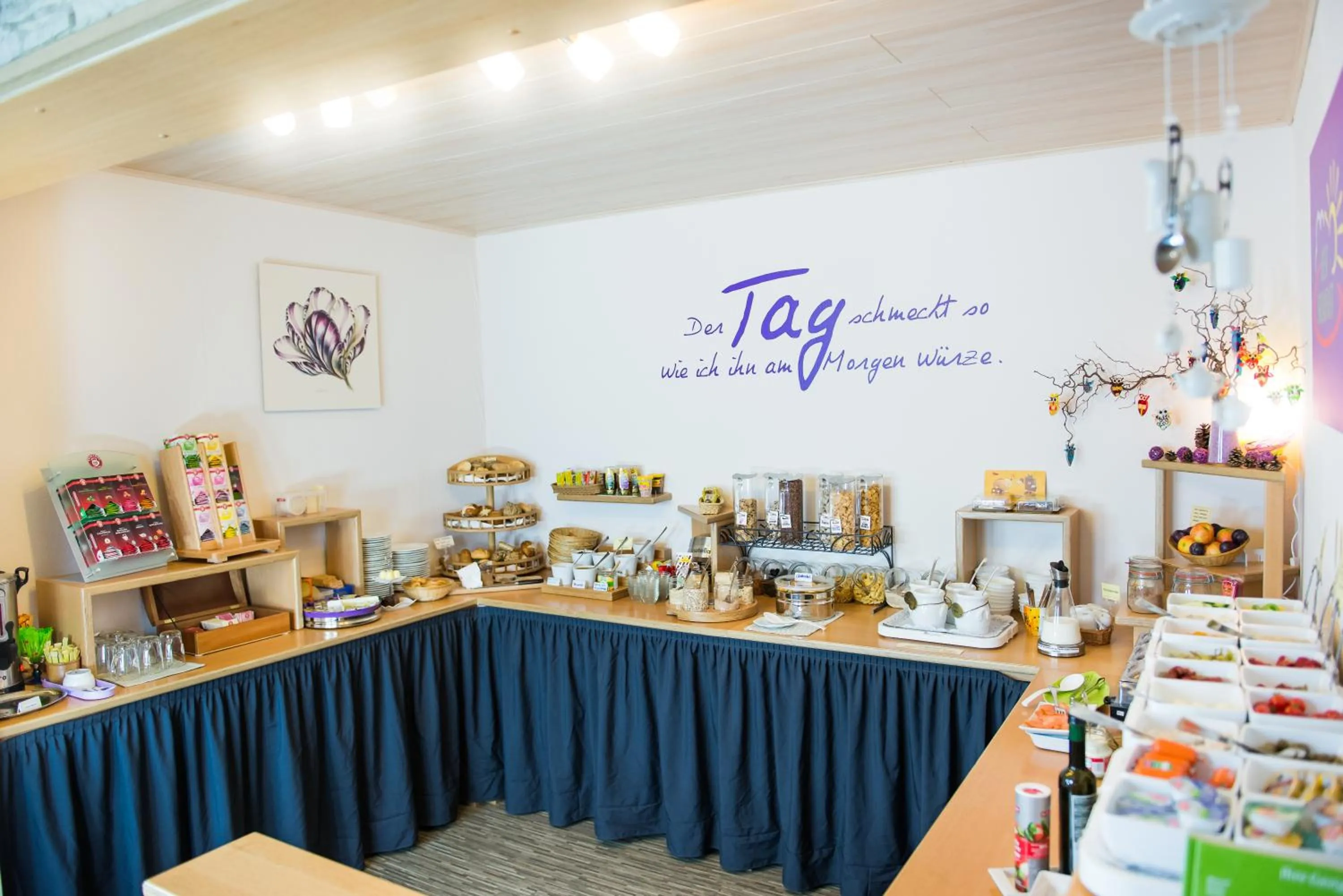 Buffet breakfast in Hotel Burgblick