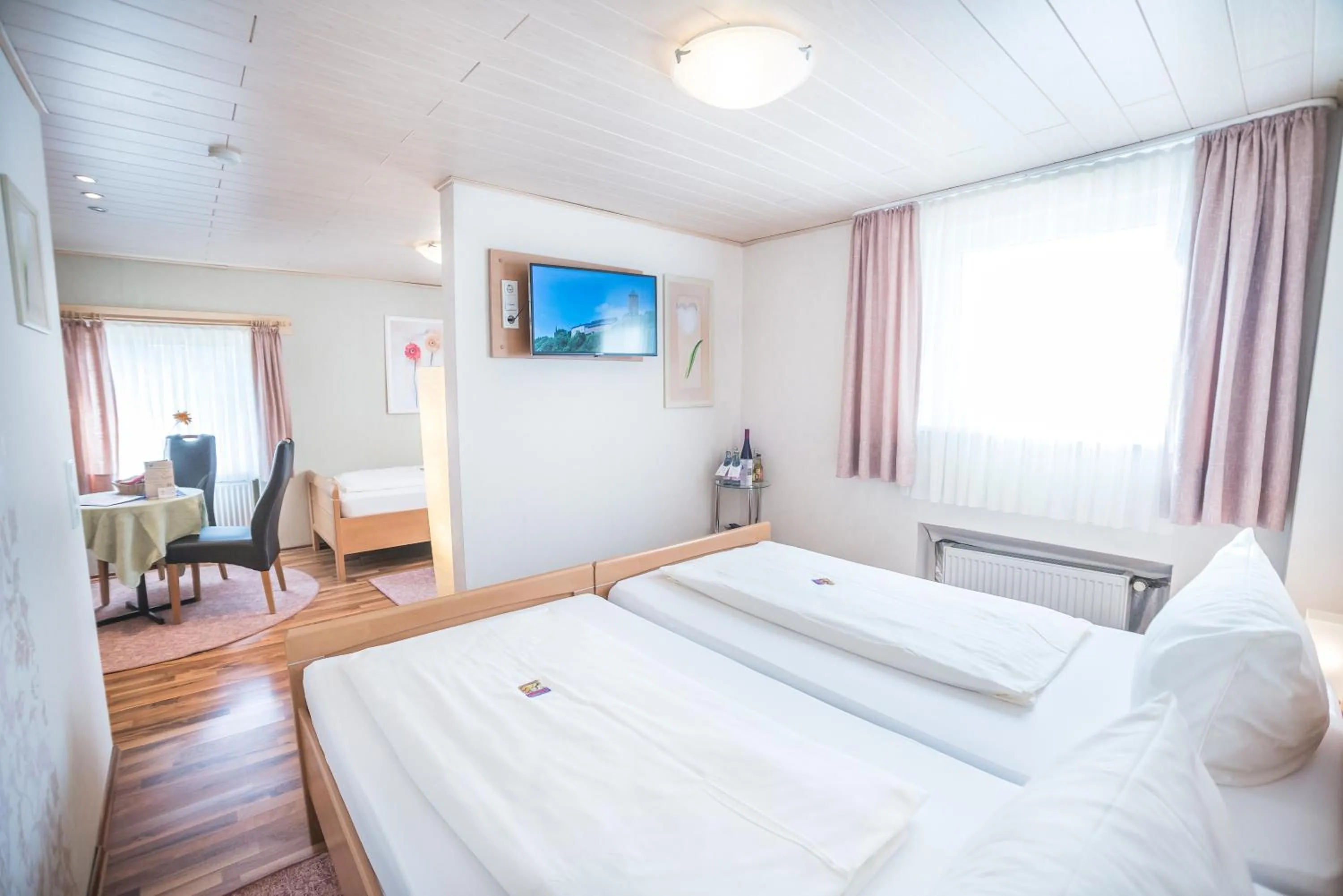 Bedroom, Bed in Hotel Burgblick