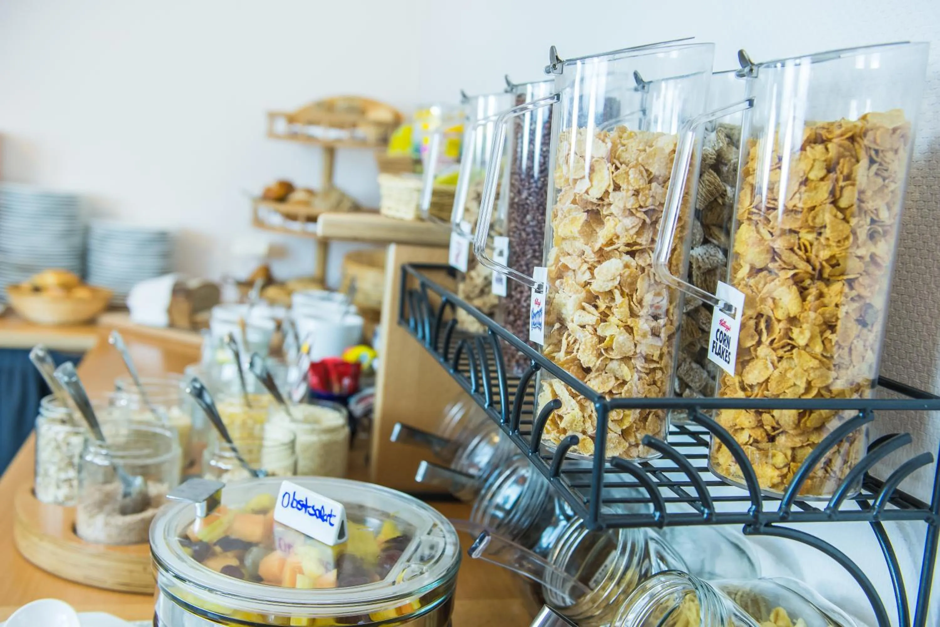 Buffet breakfast in Hotel Burgblick