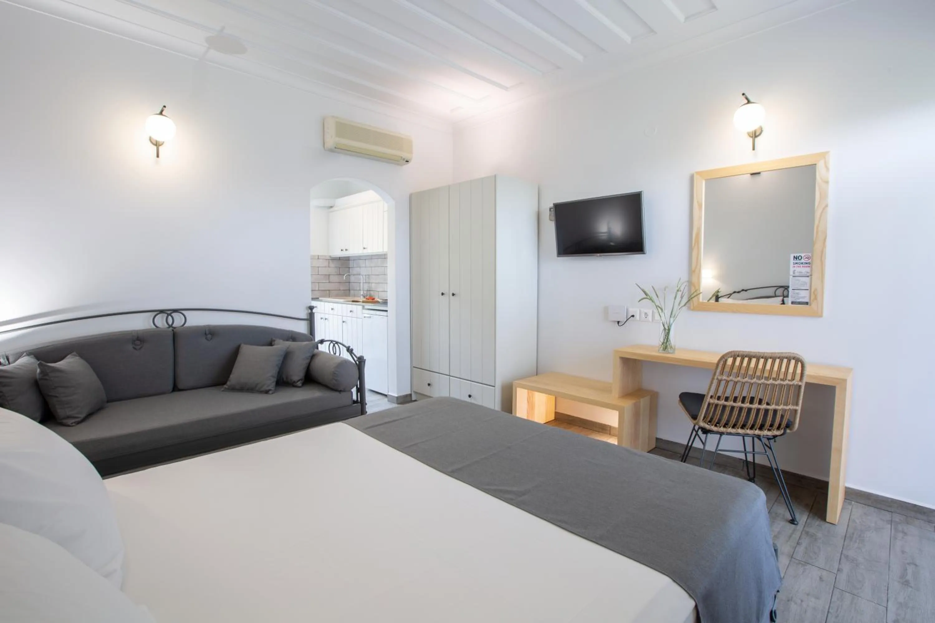 Bedroom, Bed in Villa Elia Resort