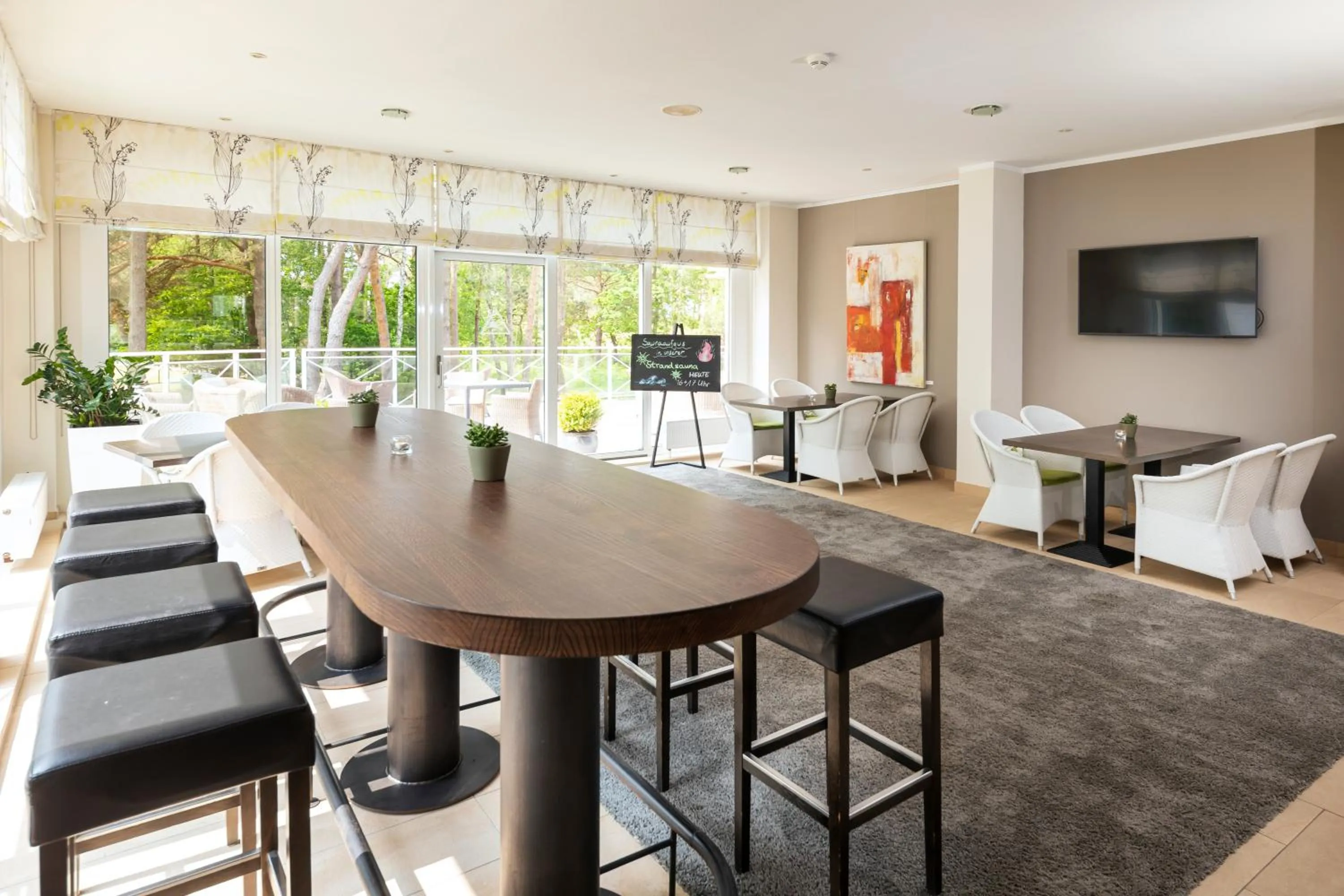 Swimming pool in Strandhotel Fischland