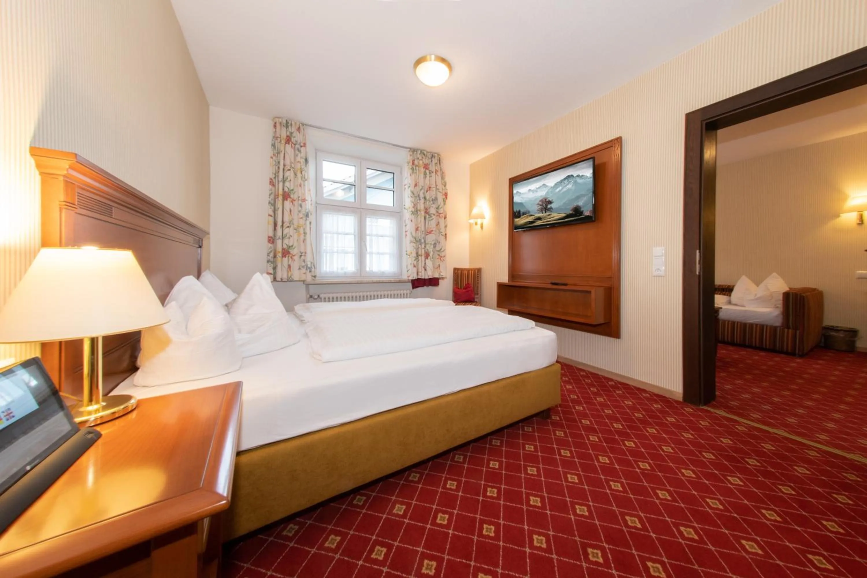 Photo of the whole room, Bed in Hotel Gasthof Post