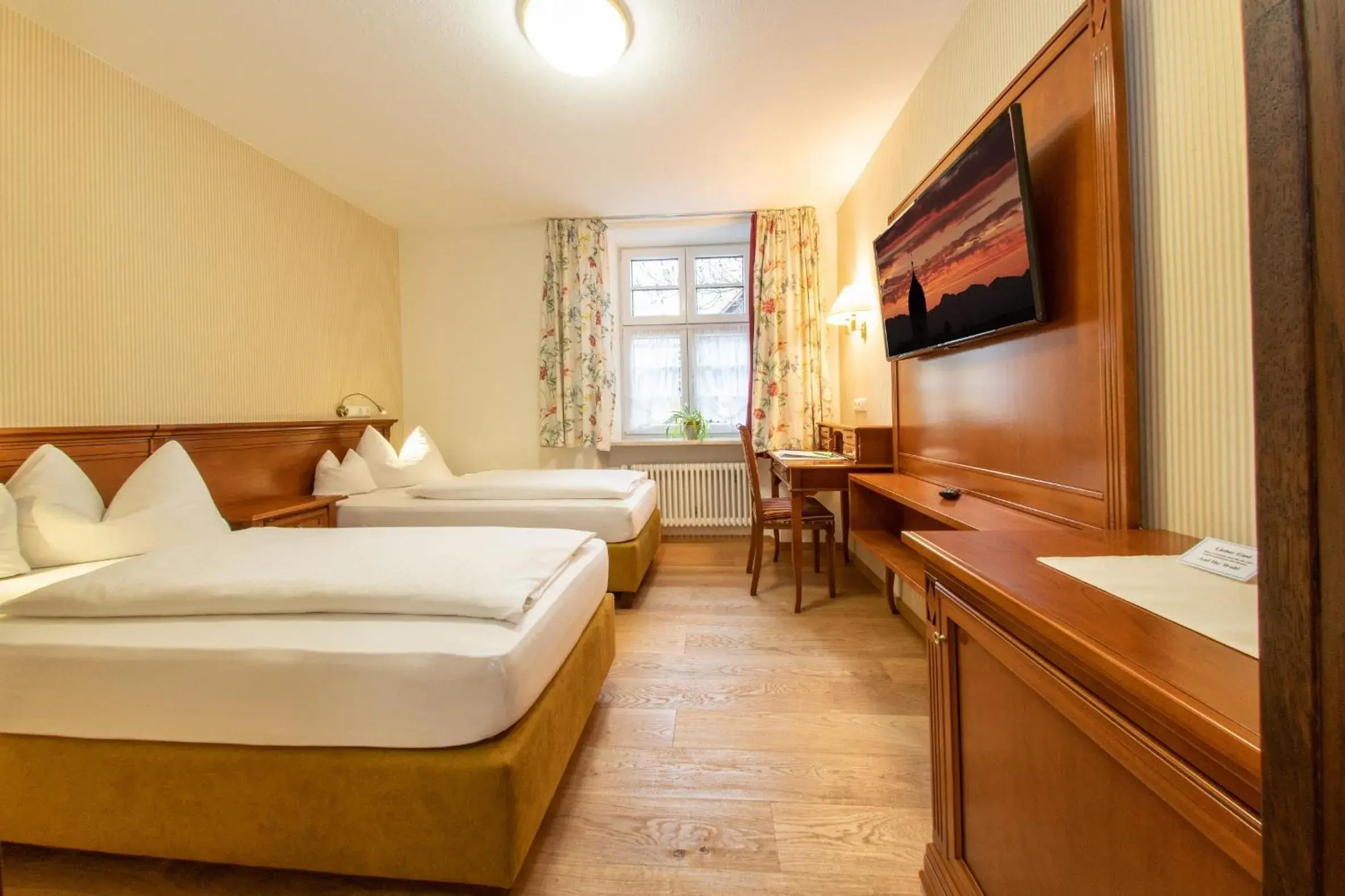 Twin Room - single occupancy in Hotel Gasthof Post Twin Room - single occupancy in Hotel Gasthof Post