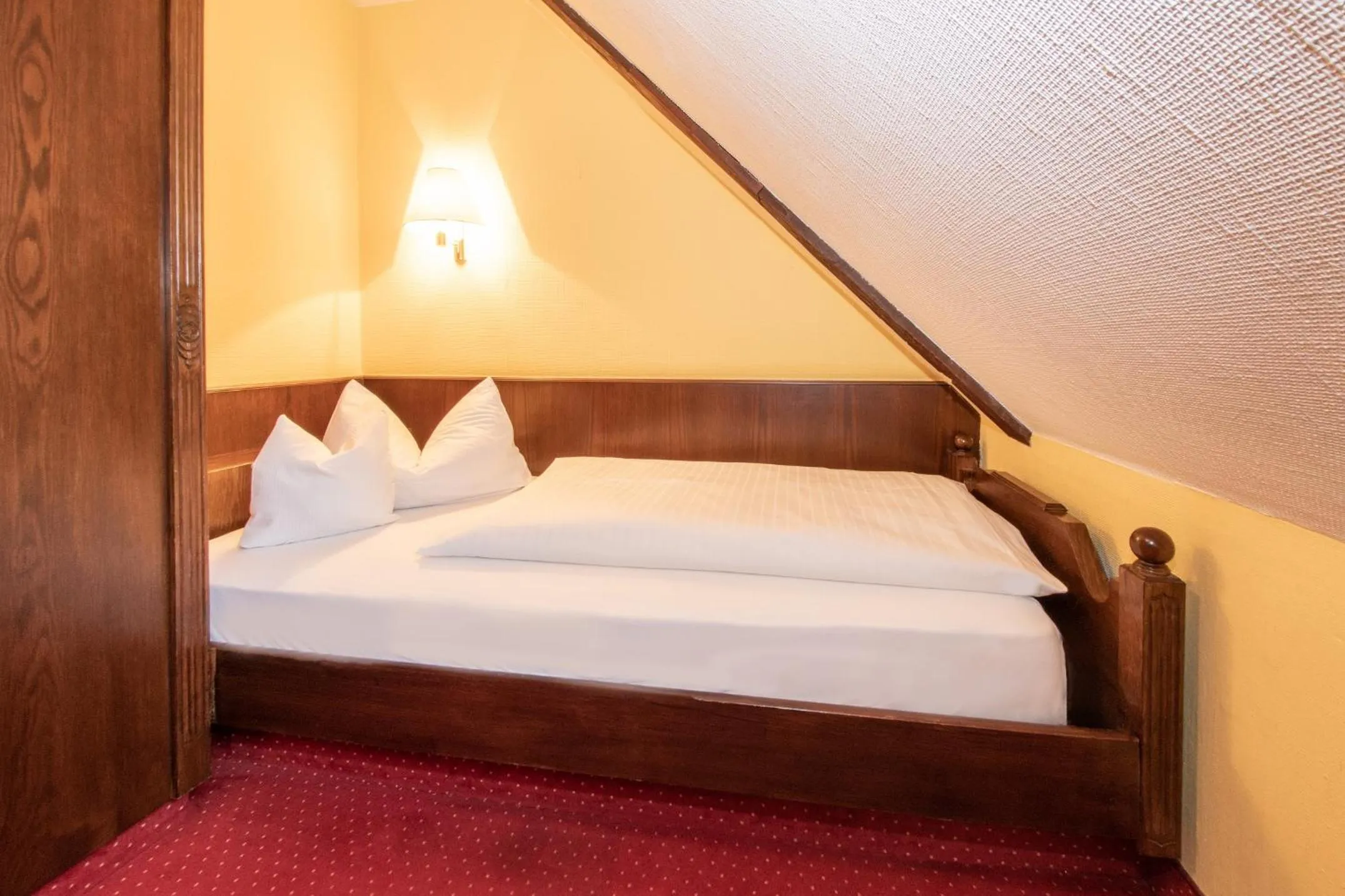 Photo of the whole room, Bed in Hotel Gasthof Post