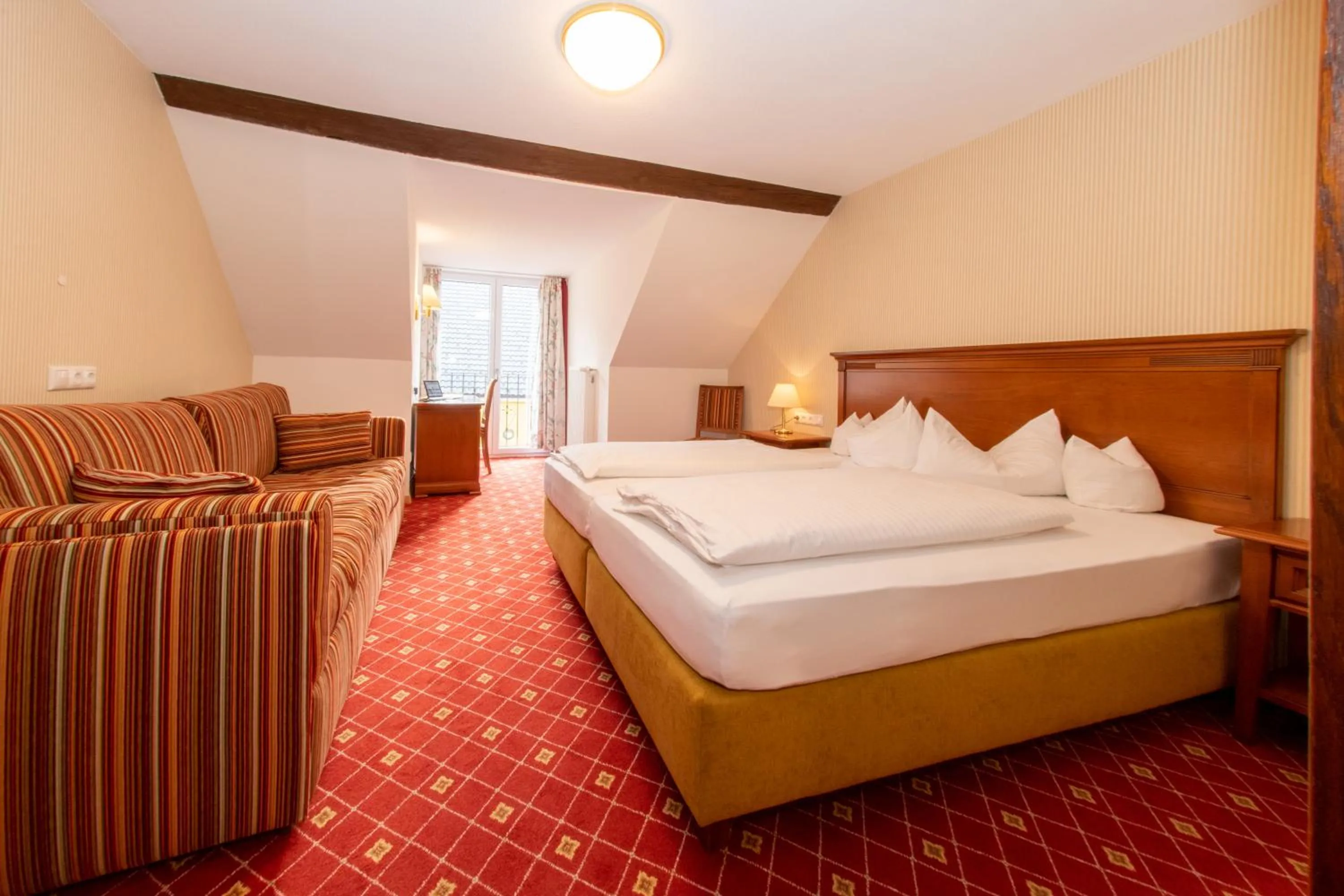 Photo of the whole room, Bed in Hotel Gasthof Post