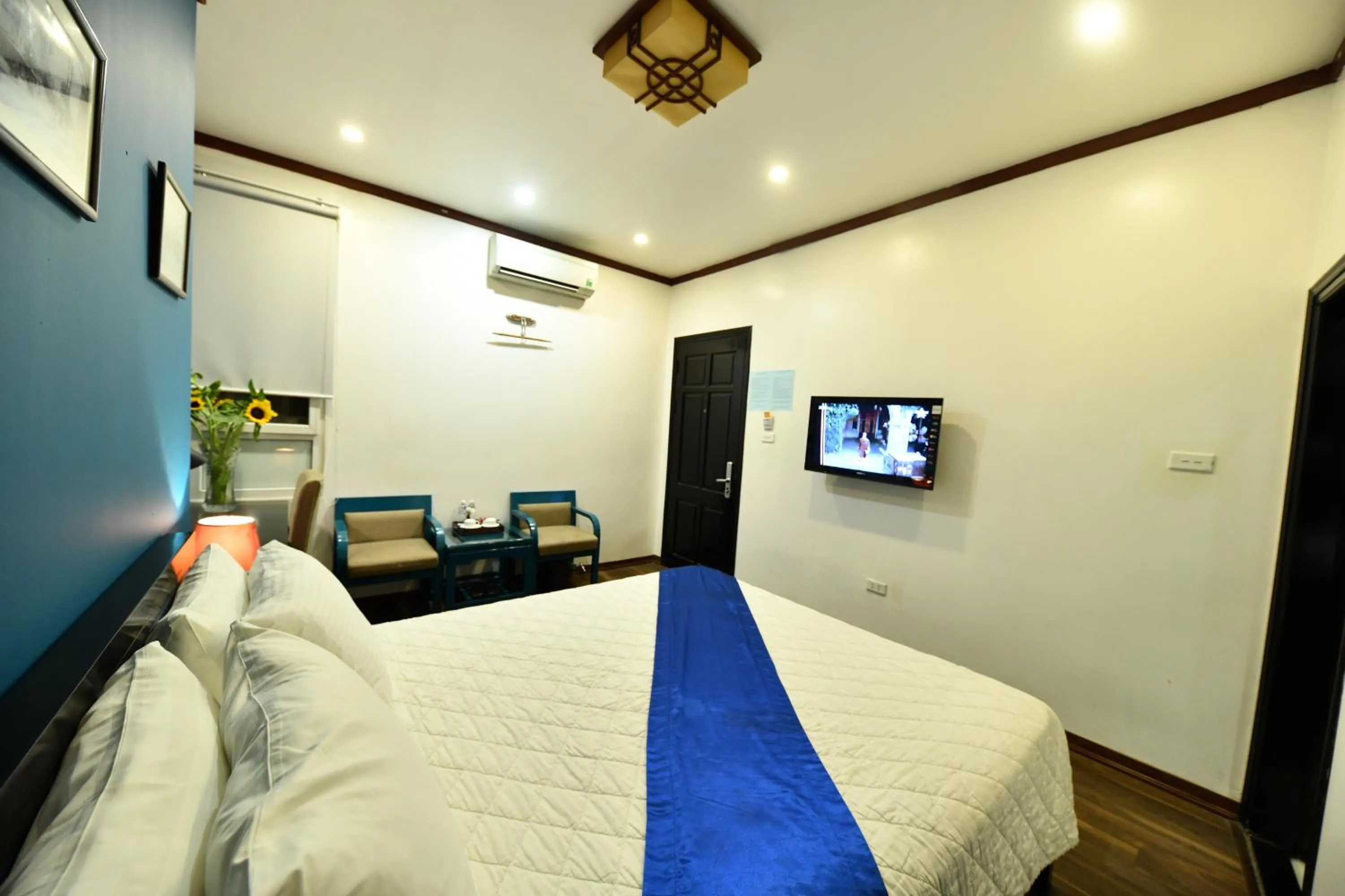 Bed in Hanoi Starlight Boutique Hotel