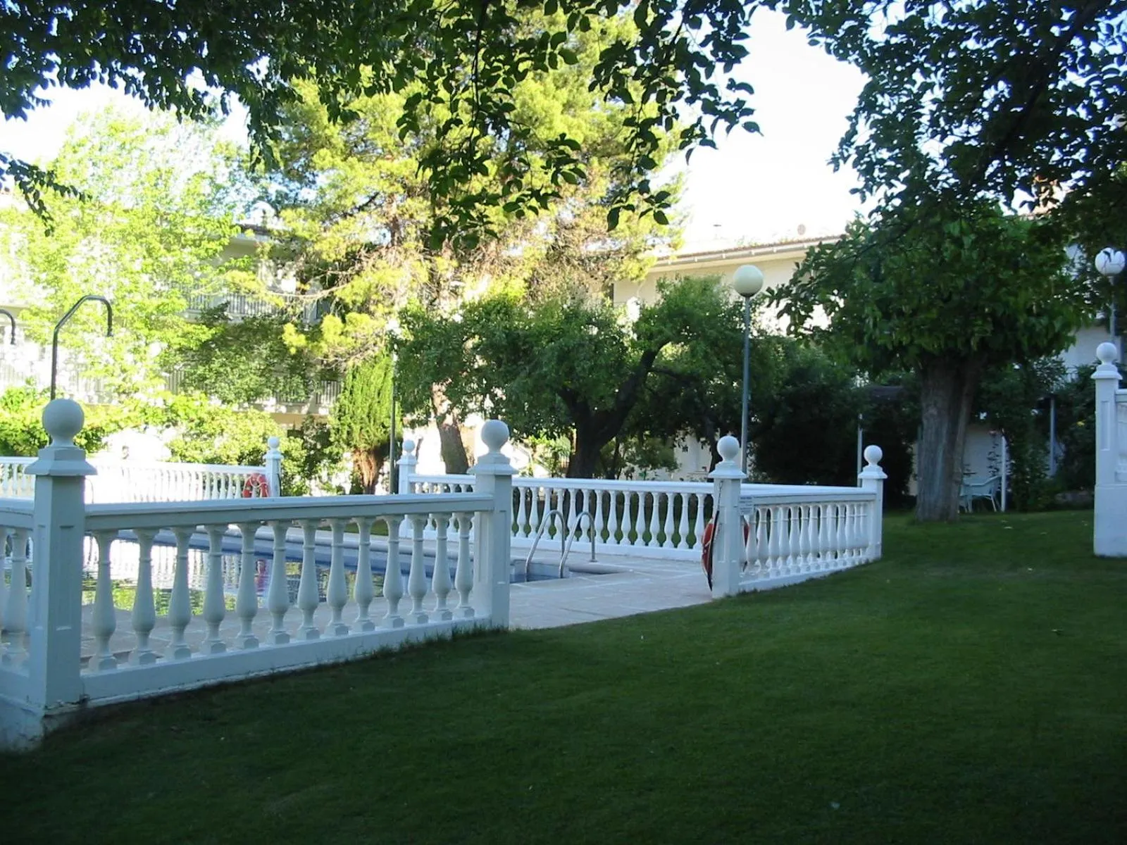 Swimming pool in Hotel Rural Mariblanca
