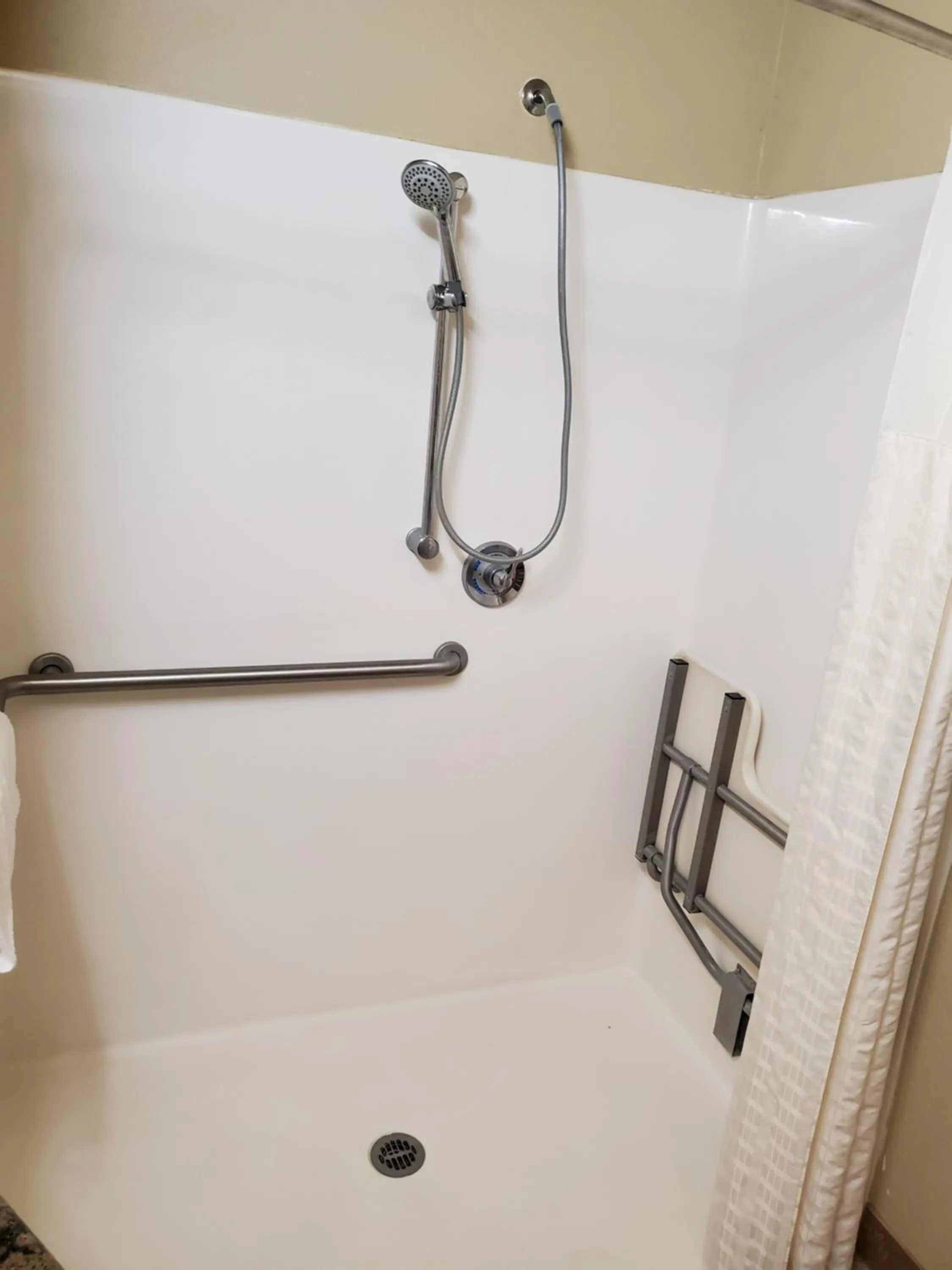 Bathroom in Eagle Ford Inn