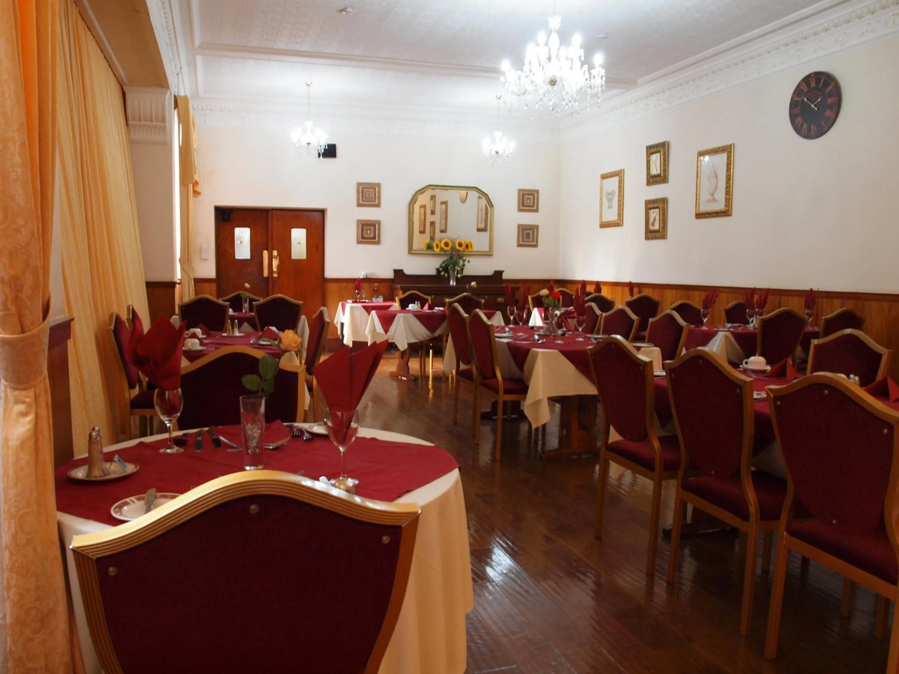 Restaurant/places to eat in Argyll Arms Hotel