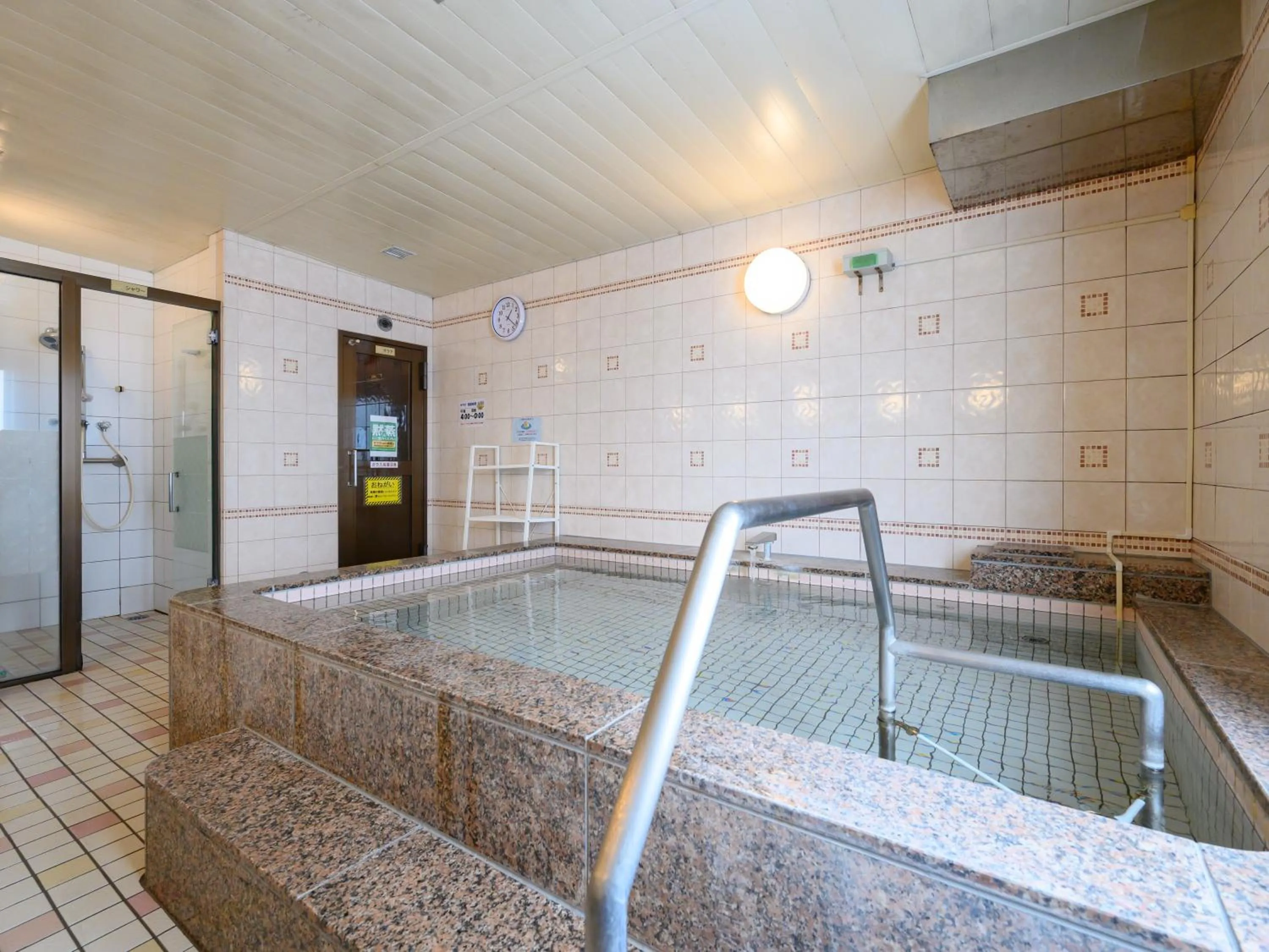 Public Bath in Rest Inn Taga