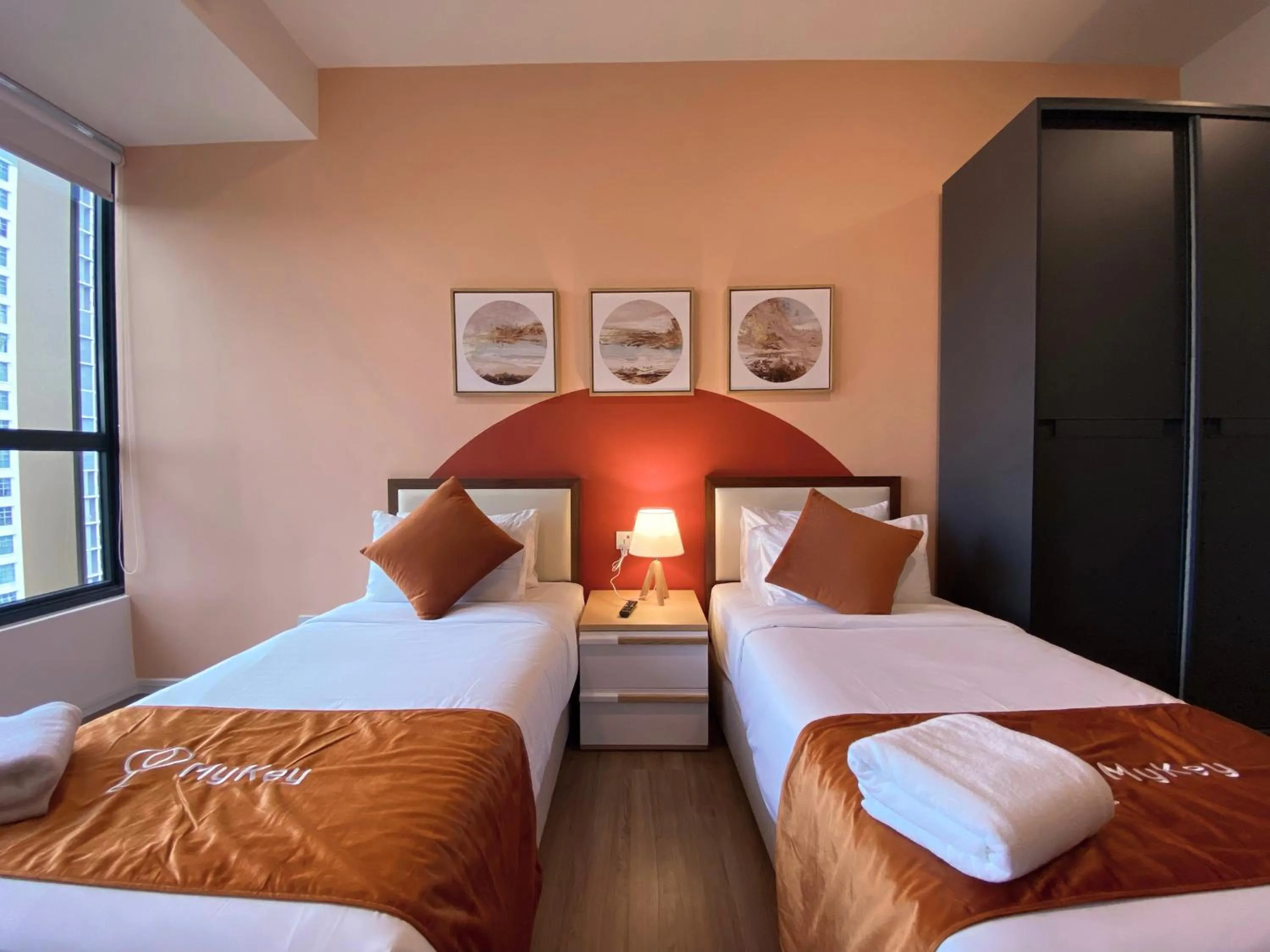 Bed in Ceylonz Seasonal Suites